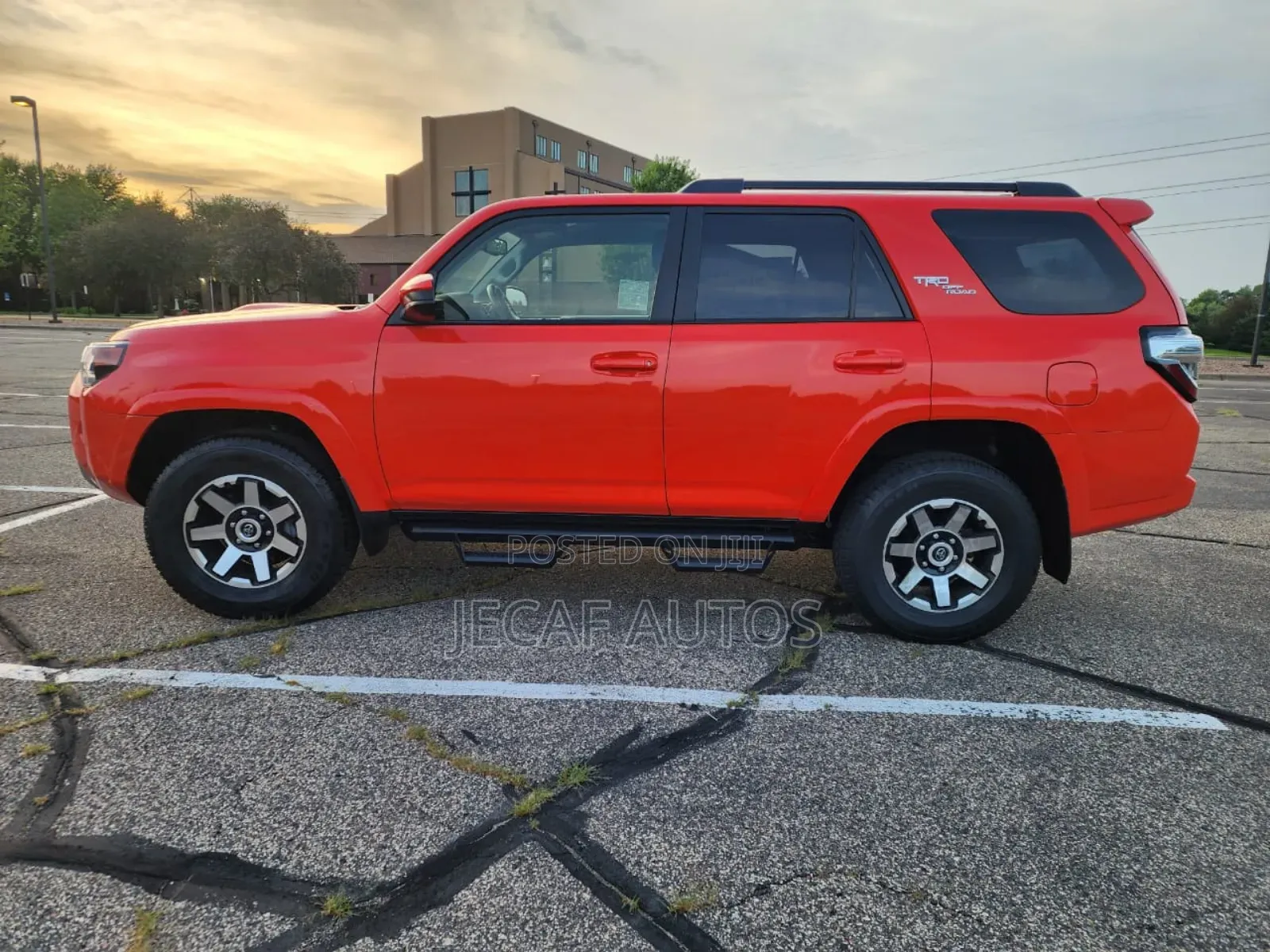 Toyota 4-Runner TRD Pro 4WD 2024 Red