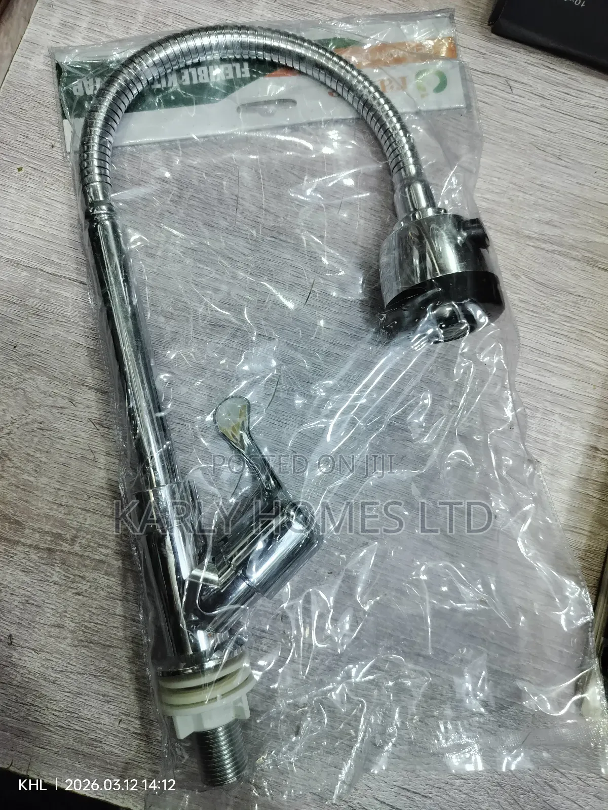 *Chrome Flexible Kitchen Tap*