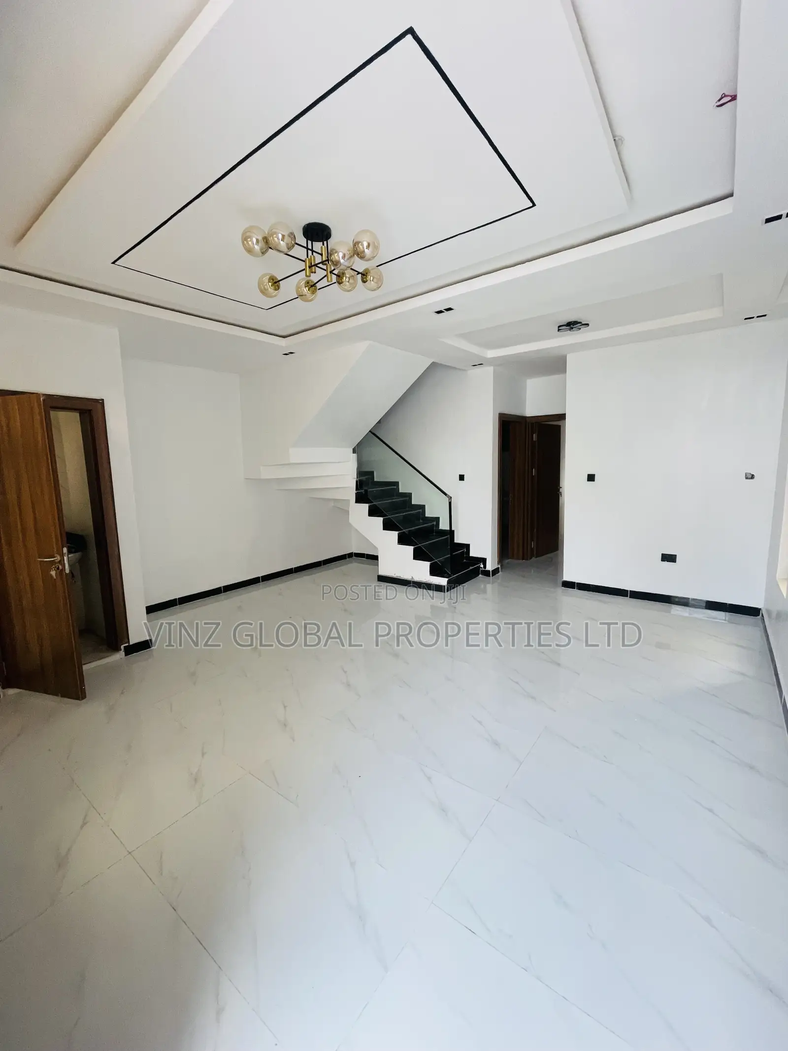 4bdrm Duplex in Sangotedo for sale