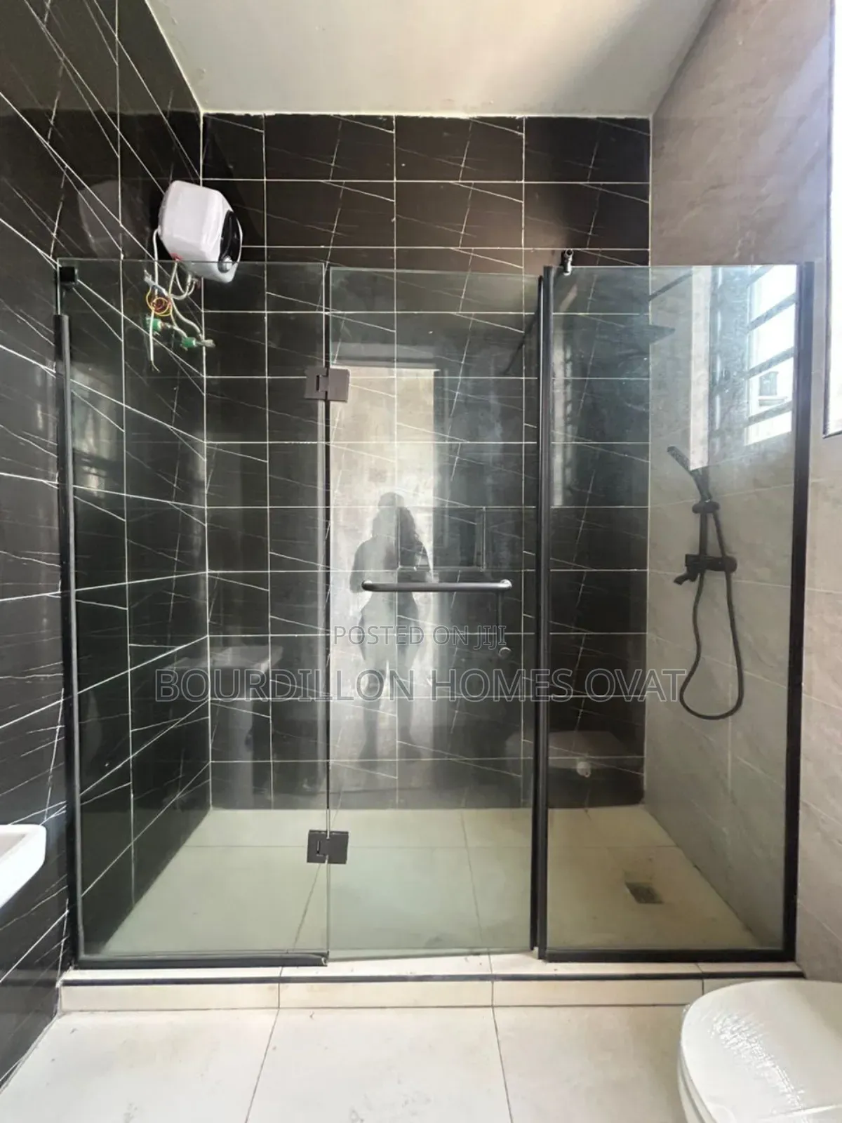 4bdrm Duplex in Ikota Lekki Lagos for sale