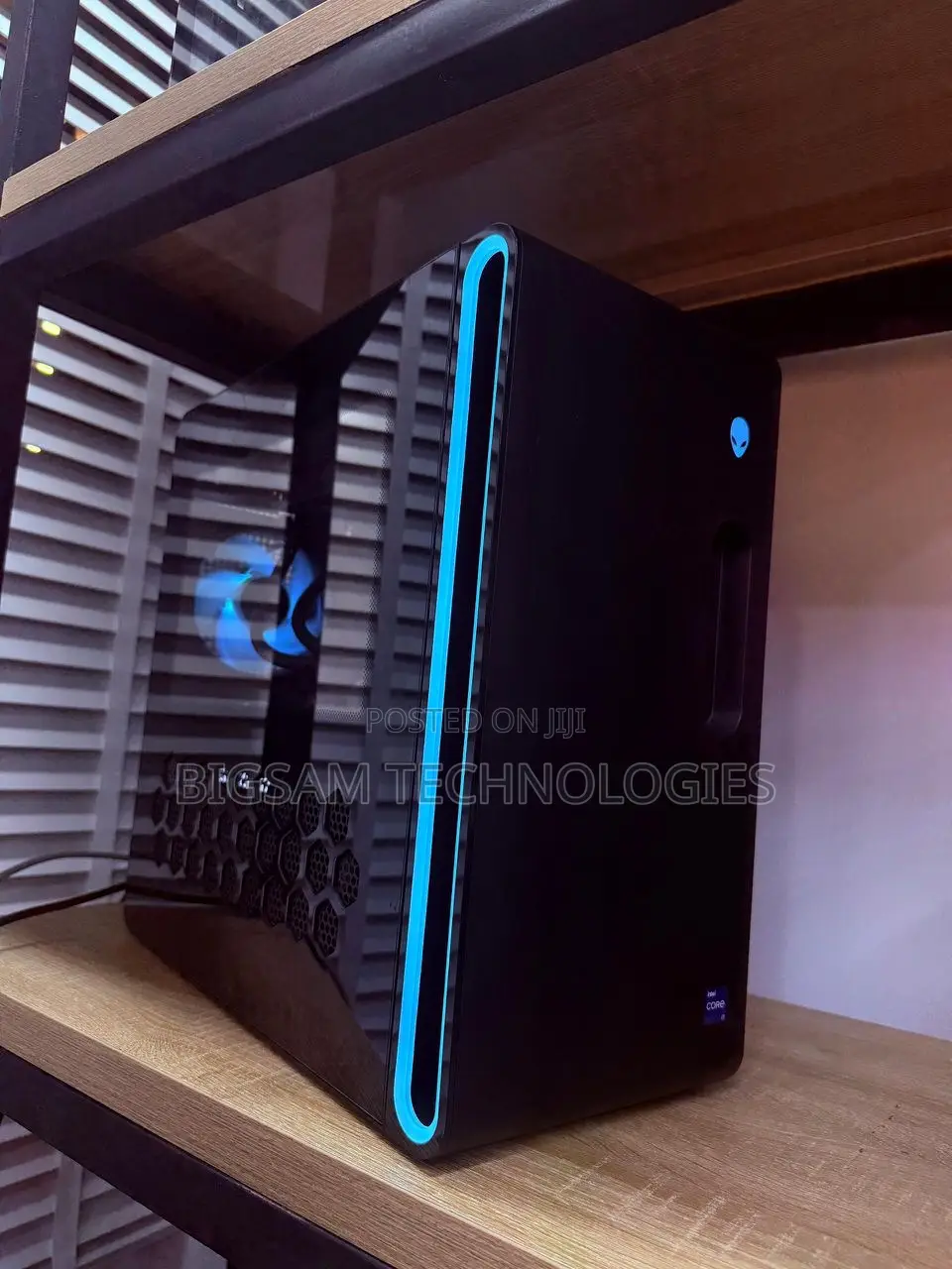 Laptop Dell Alienware 16 Aurora 32GB Intel Core i7 SSD 1T