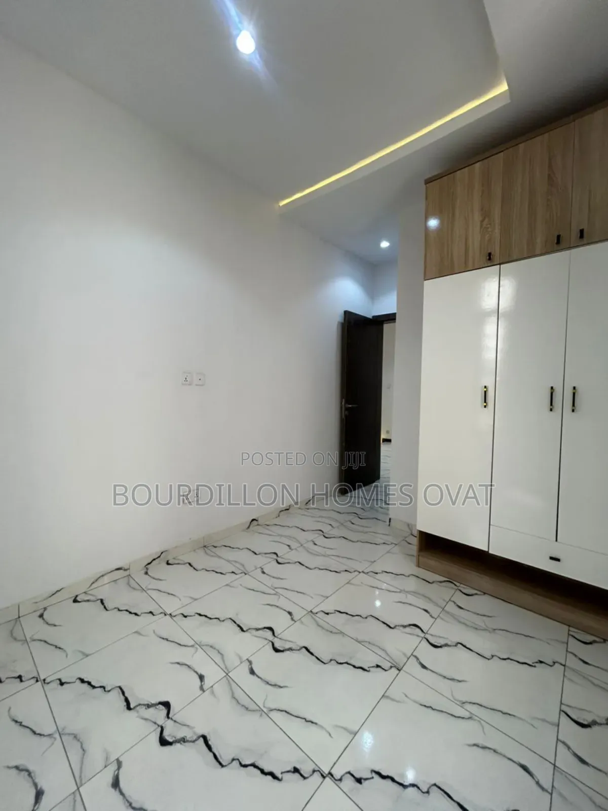 4bdrm Duplex in Ikota Lekki Lagos for sale