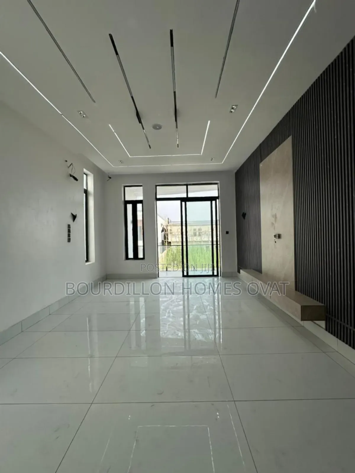 4bdrm Duplex in Lekki Palm City for sale