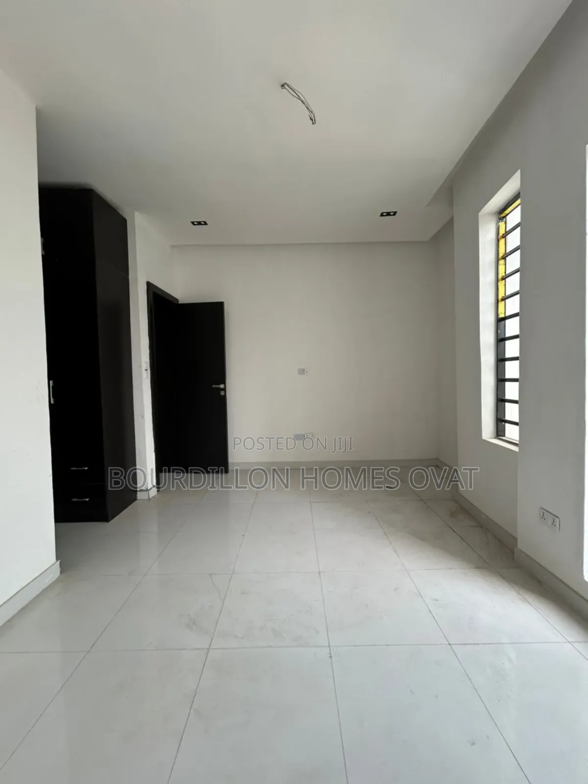 4bdrm Duplex in Ikota Lekki Lagos for sale