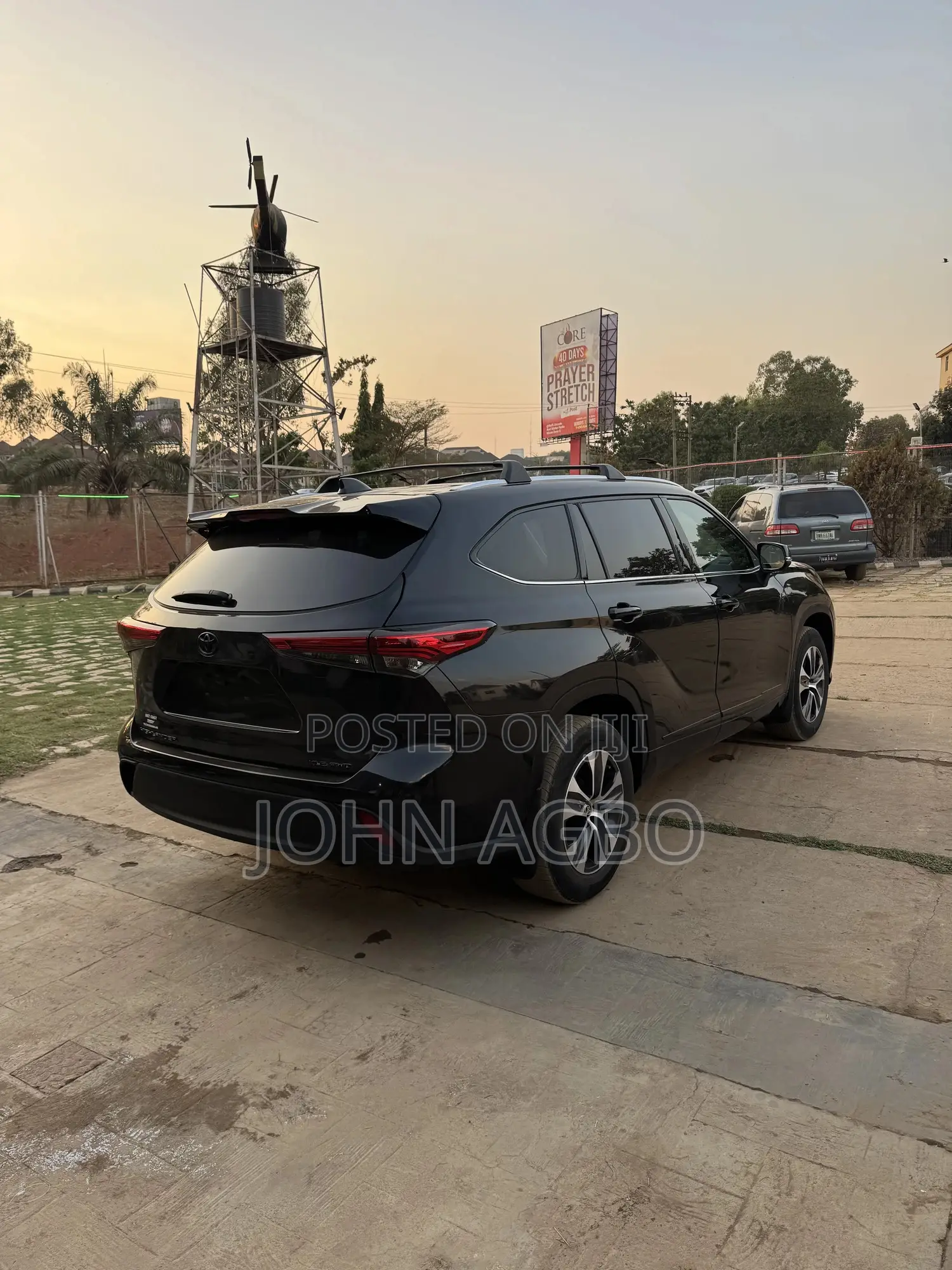 Toyota Highlander XLE 2022 Black