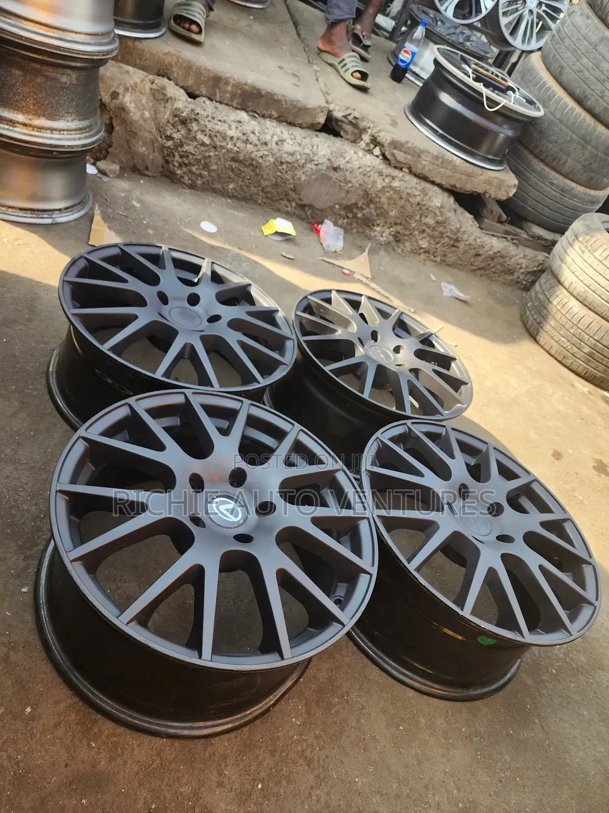 17inch Mattblack  Rim.