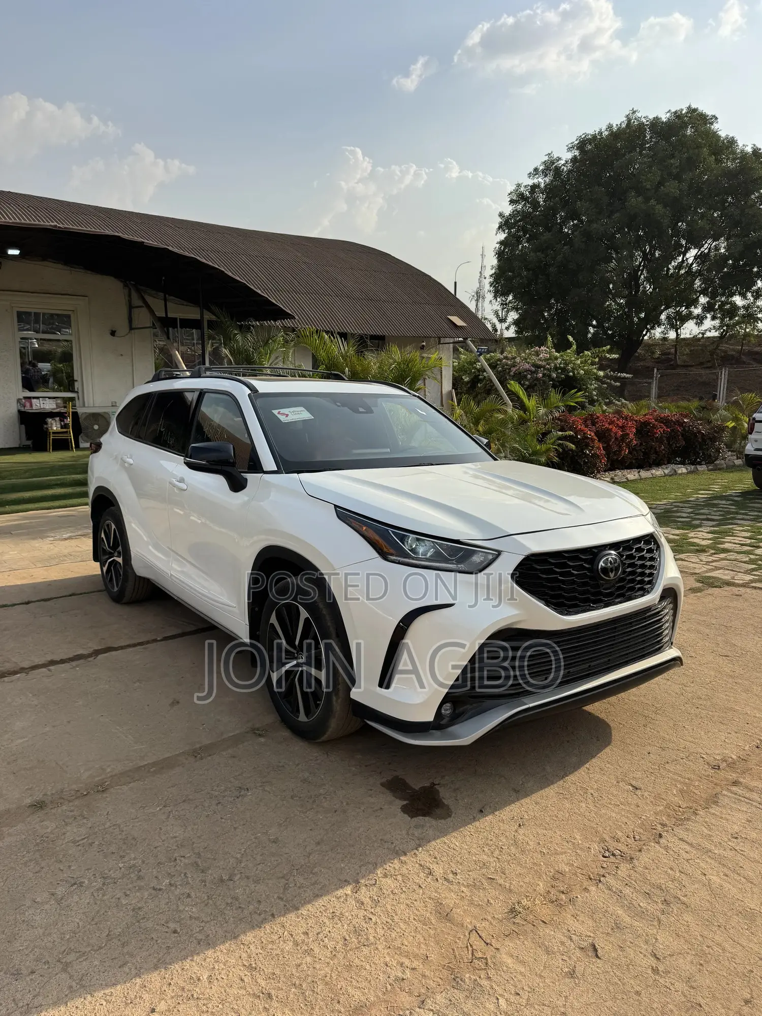 Toyota Highlander XSE 2022 White