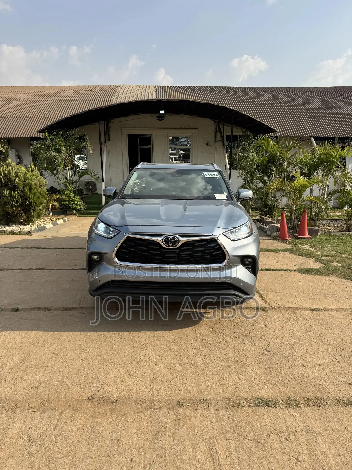 Toyota Highlander Limited 2022 Blue