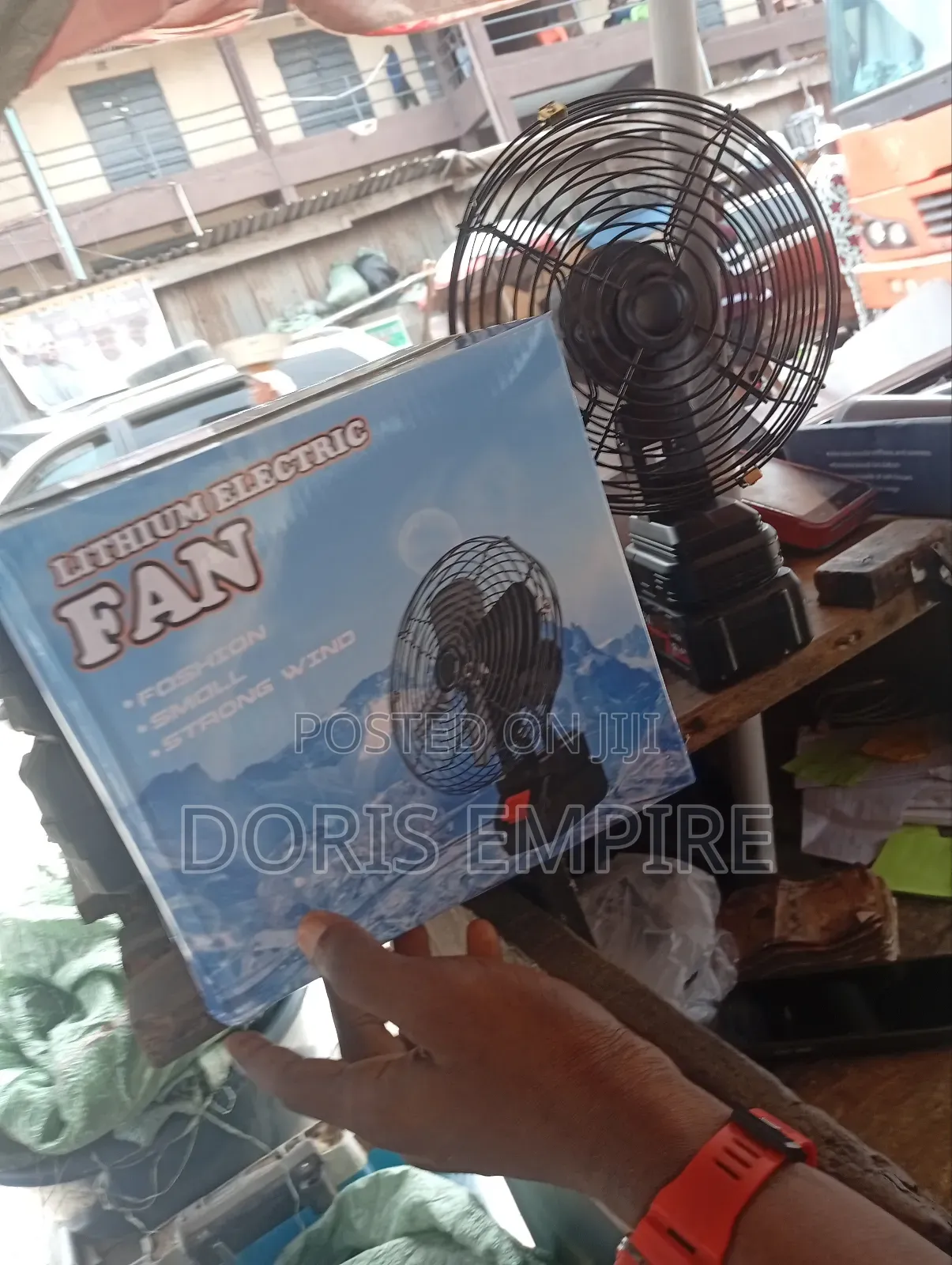 2 Battery Lithium Rechargeable Fan