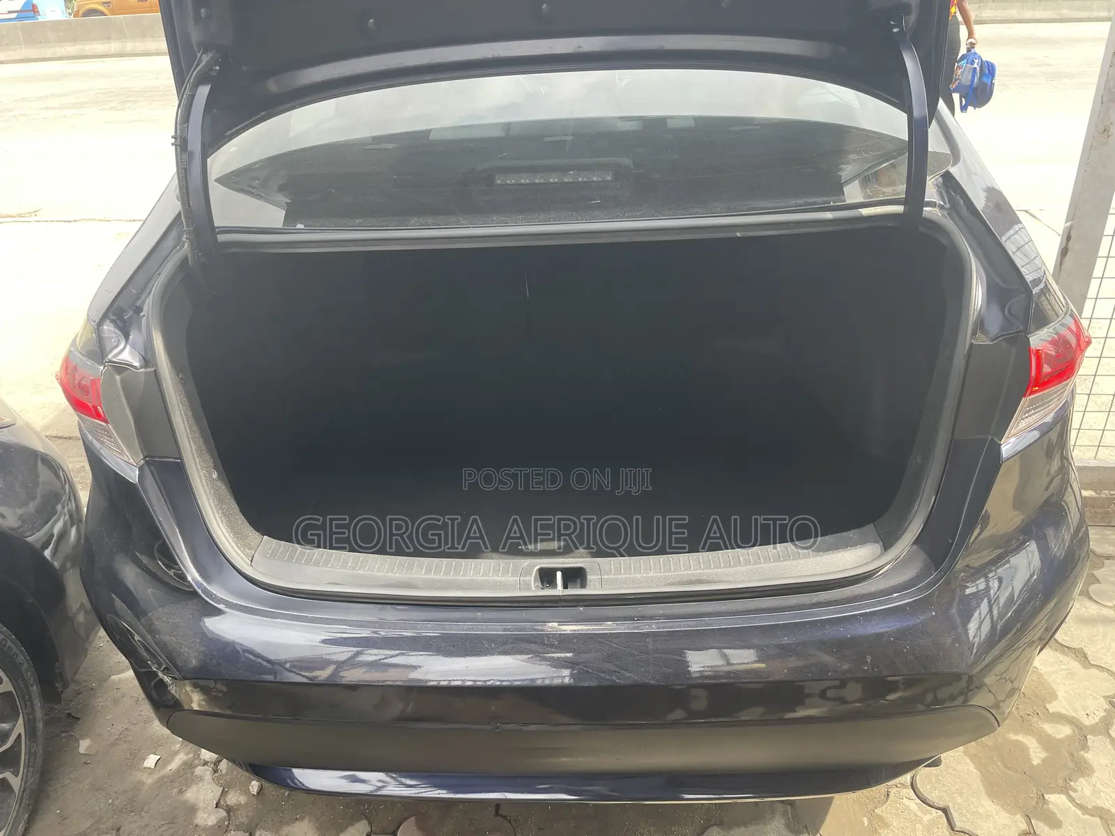 Toyota Corolla LE 2021 Blue