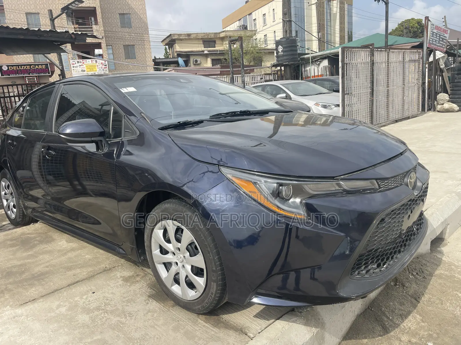 Toyota Corolla LE 2021 Blue