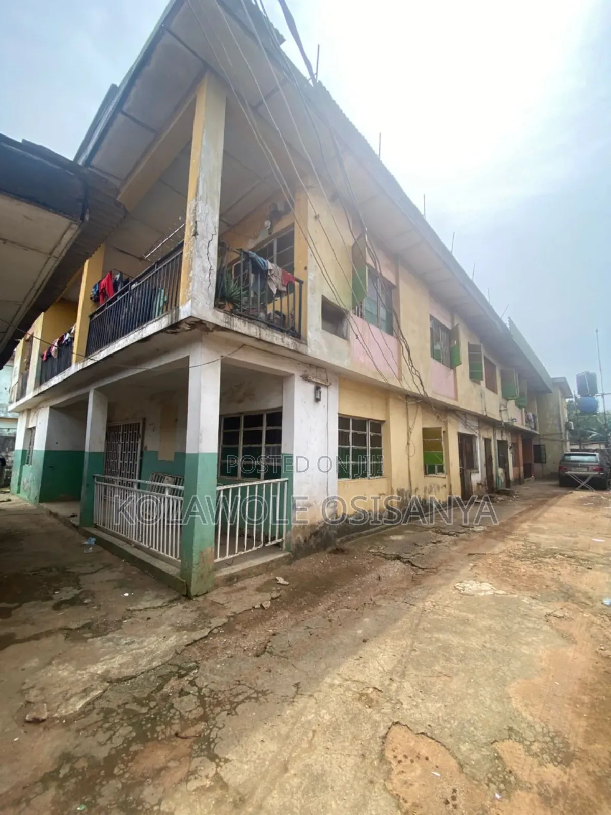 3bdrm Block of Flats in Ejigbo for sale