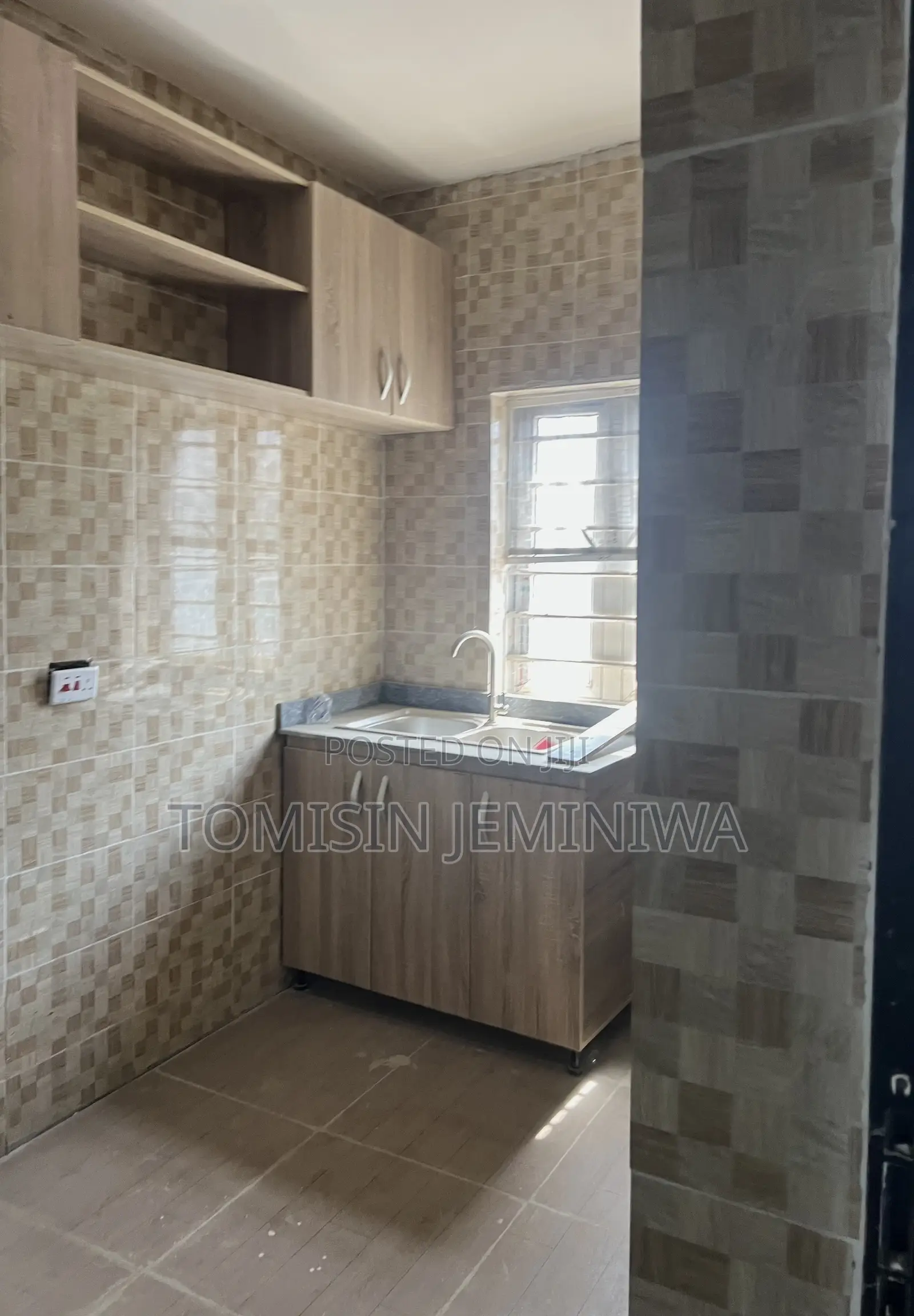 Furnished 2bdrm Block of Flats in Pacific Estate, Kubwa for sale