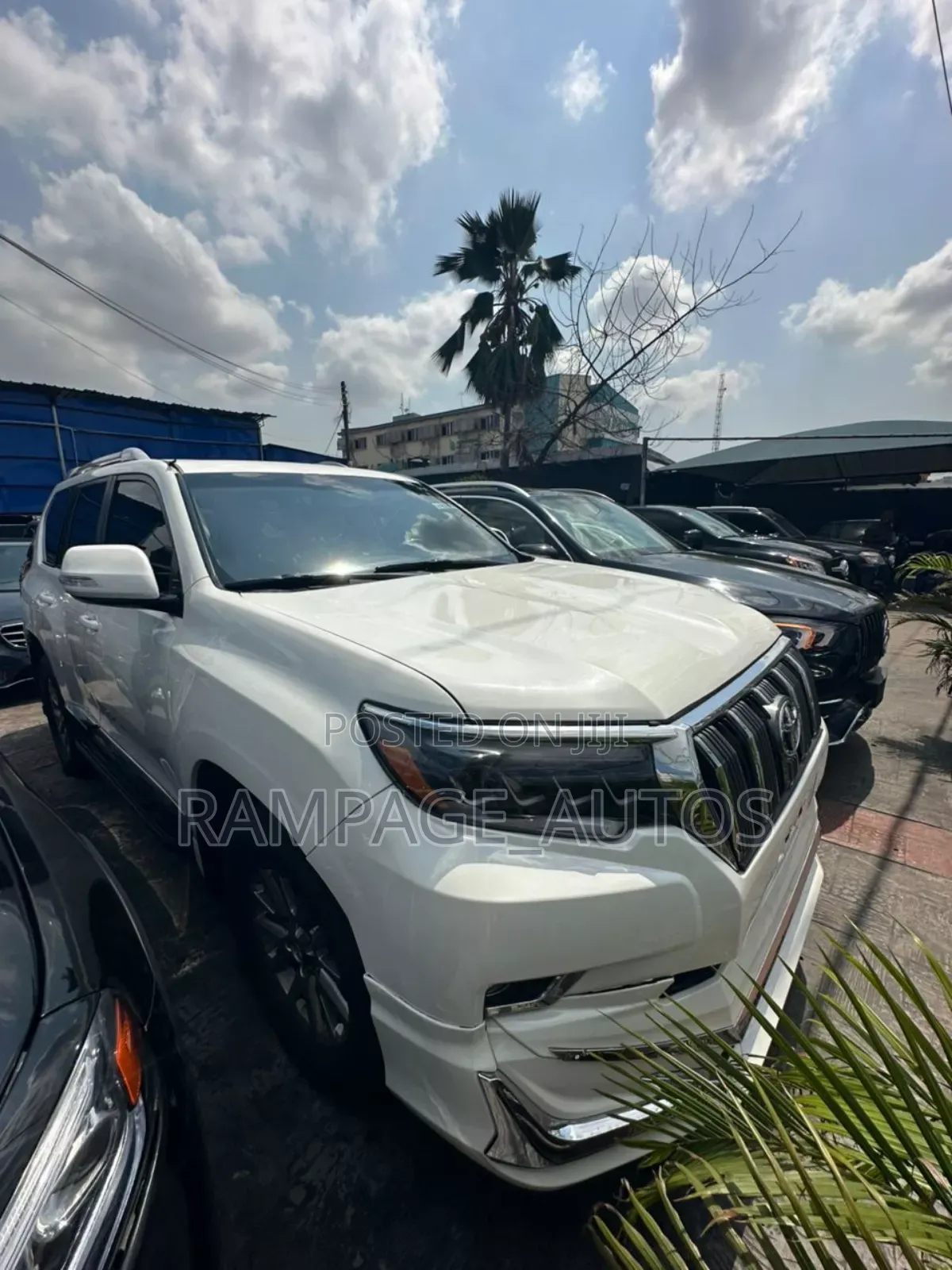 Toyota Land Cruiser Prado 2022 White