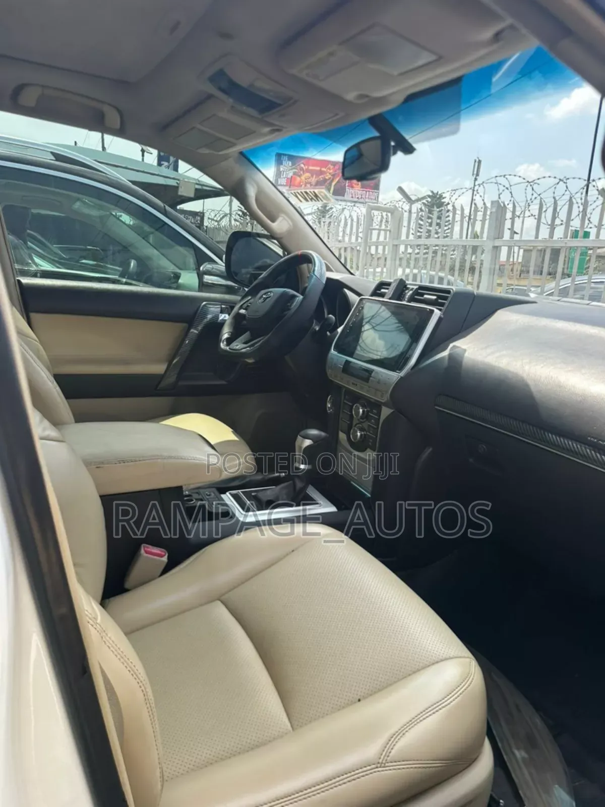 Toyota Land Cruiser Prado 2022 White