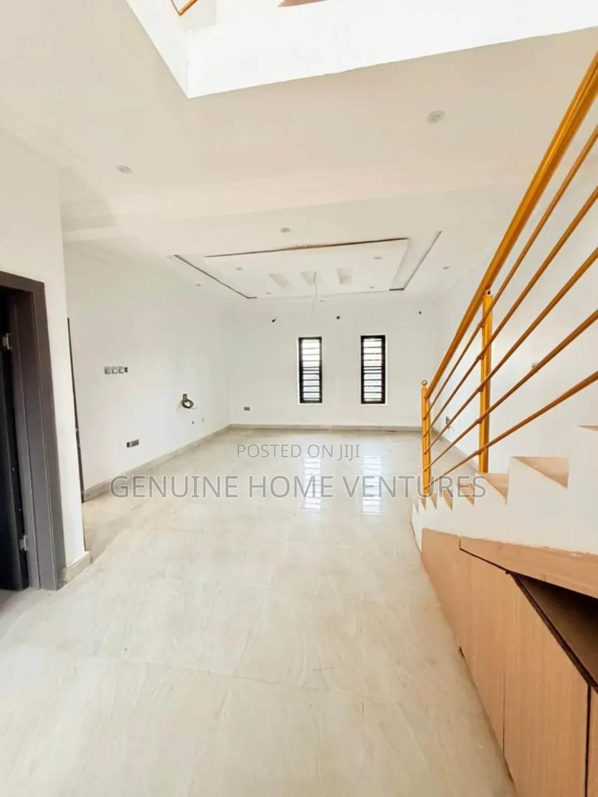 4bdrm Duplex in Surulere for sale