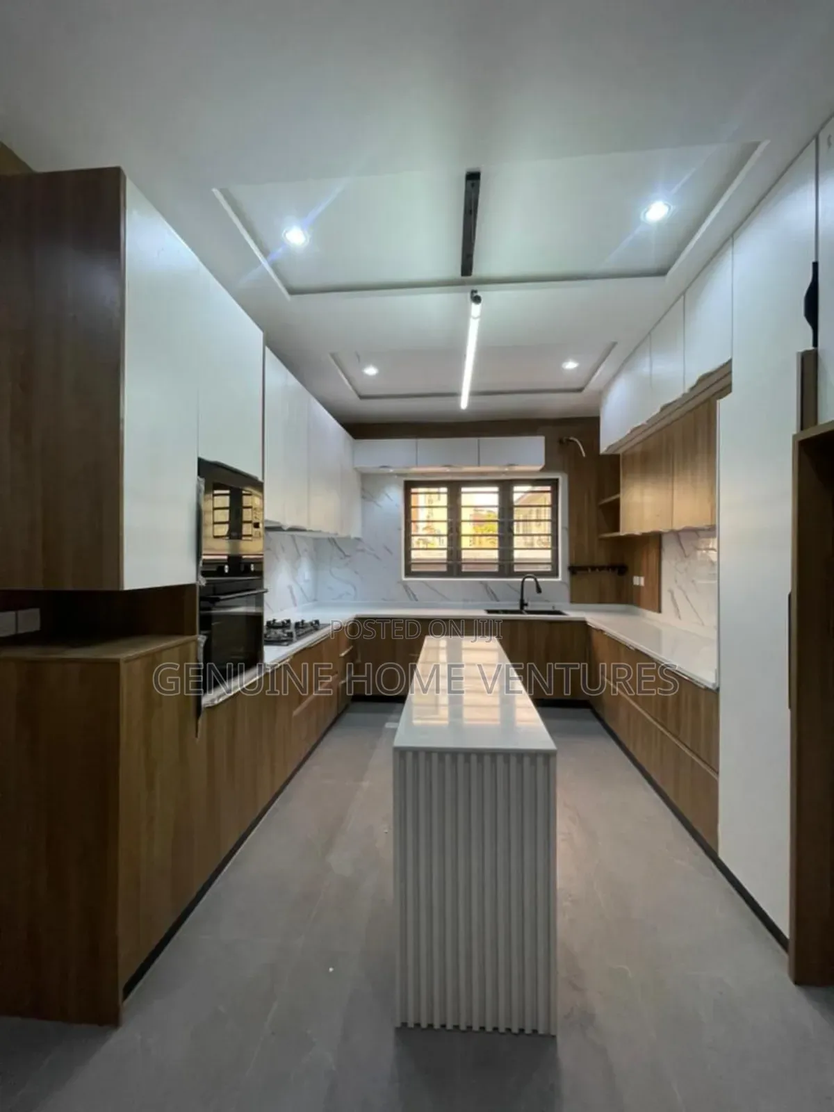5bdrm Duplex in Omole Phase One for sale