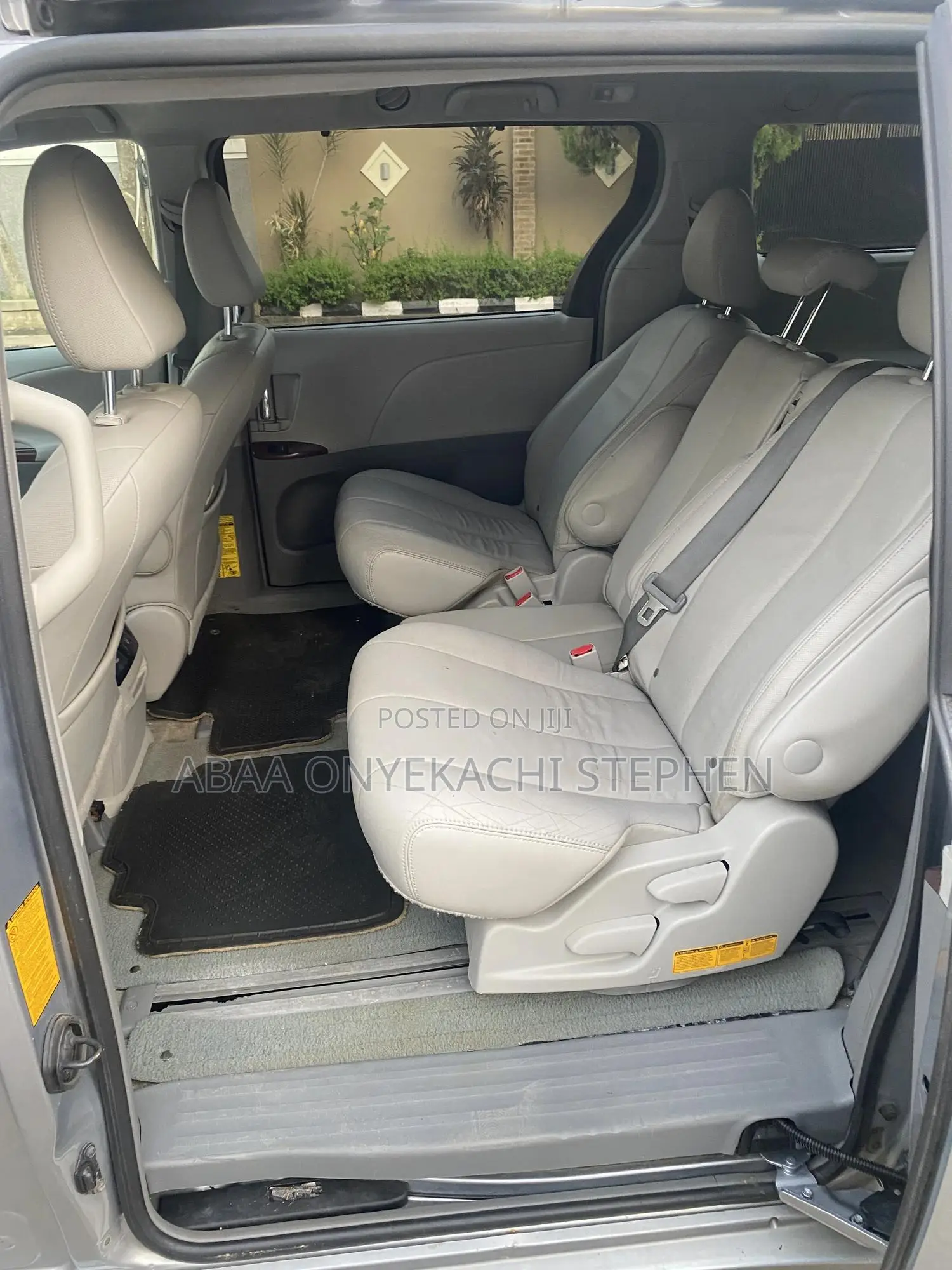 Toyota Sienna 2014 Silver
