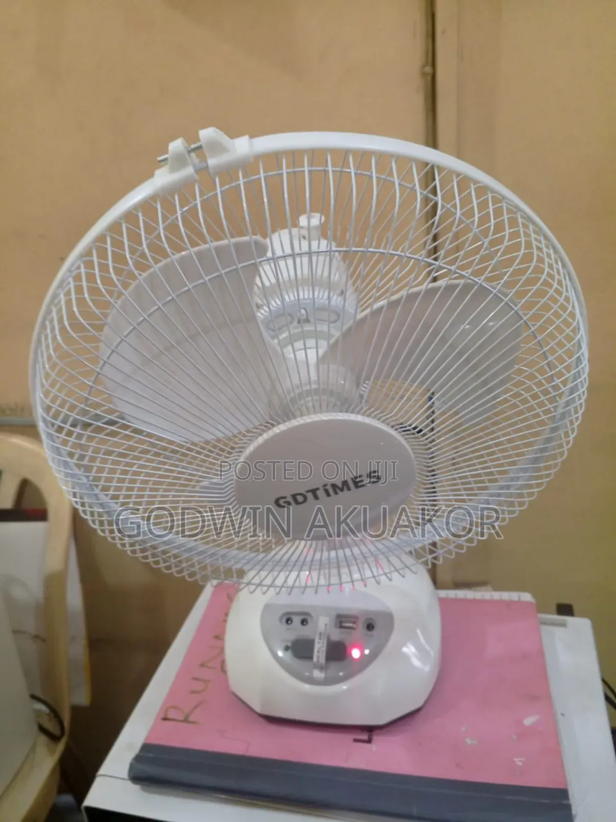 12 Inches Rechargeable Solar Fan