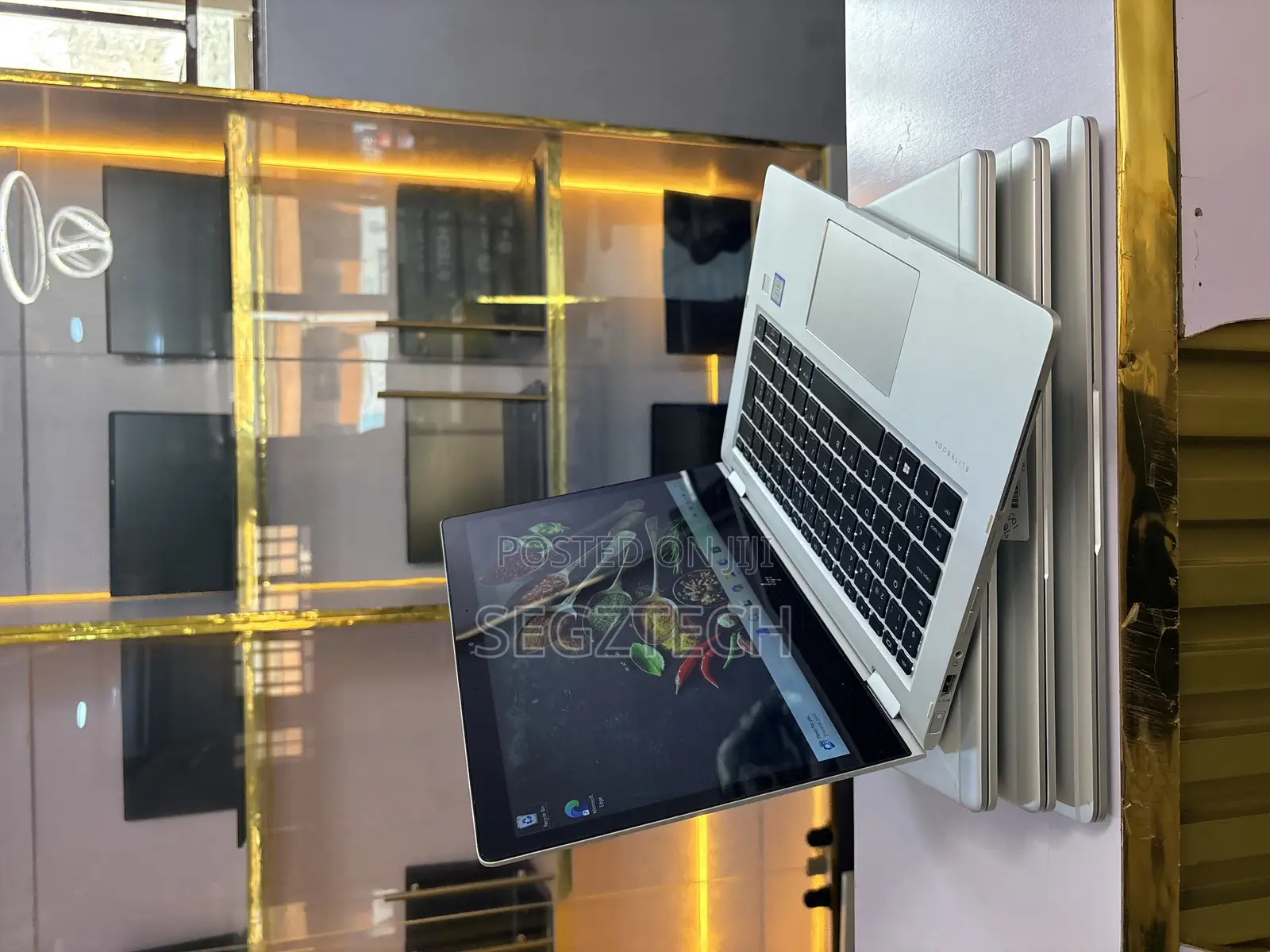 Laptop HP EliteBook x360 1030 G2 8GB Intel Core i5 SSD 256GB
