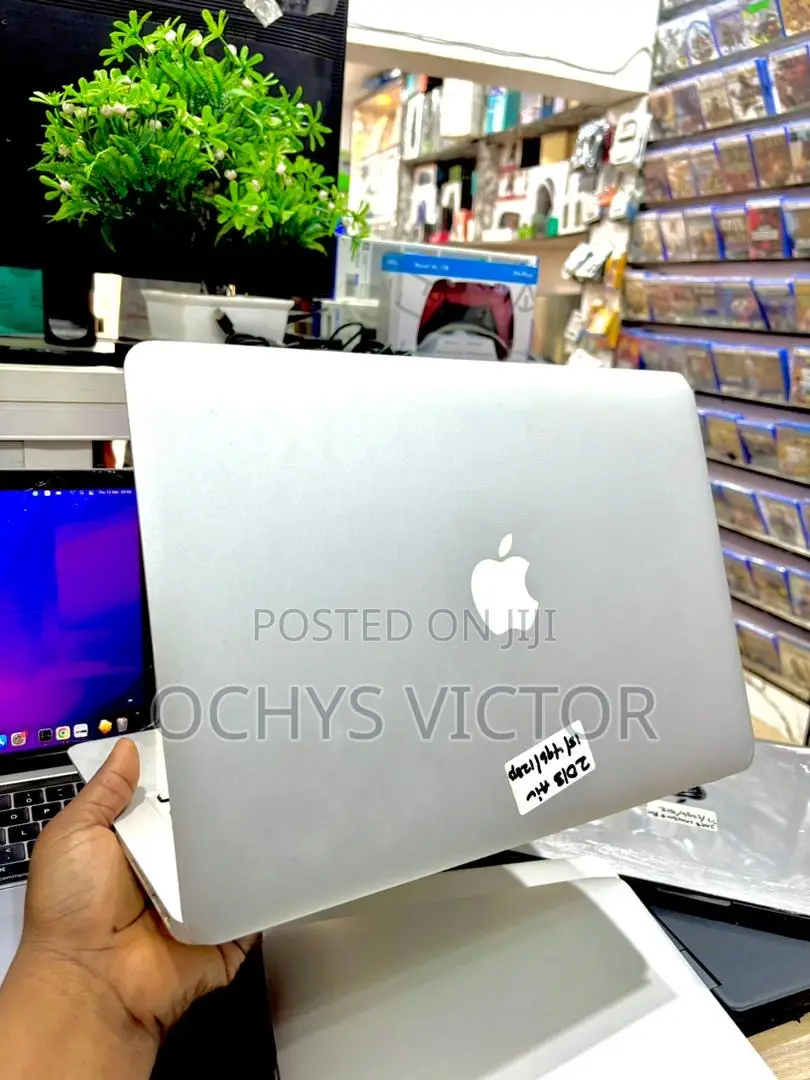 Laptop Apple MacBook Air 2013 4GB Intel Core i5 SSD 128GB
