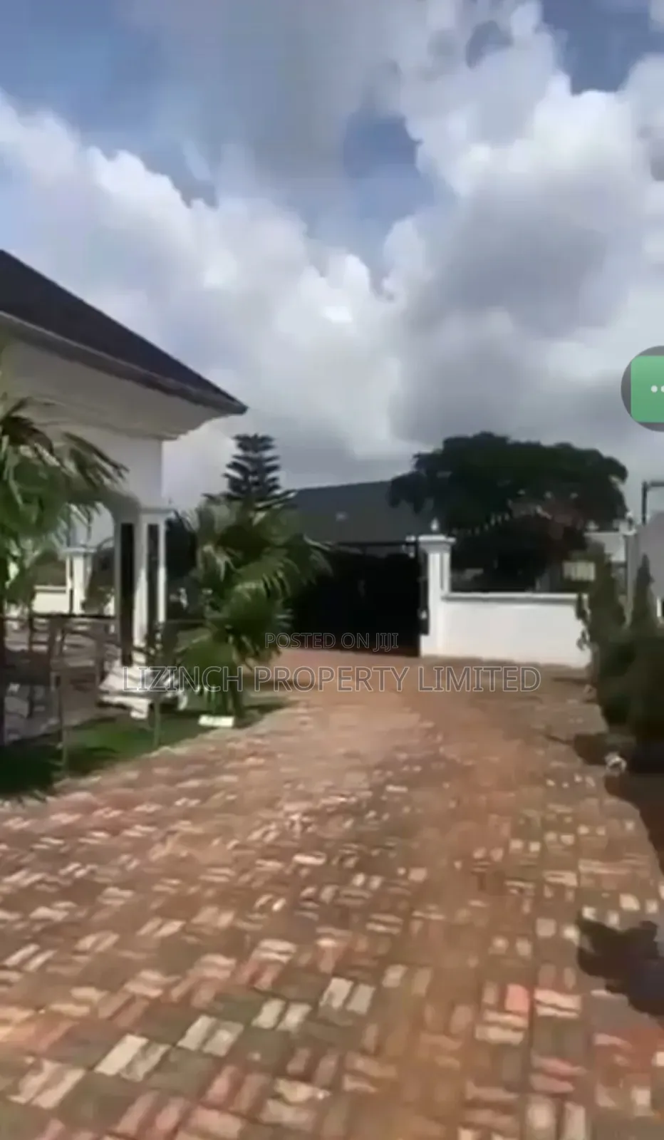 5bdrm Bungalow in Benin City for sale