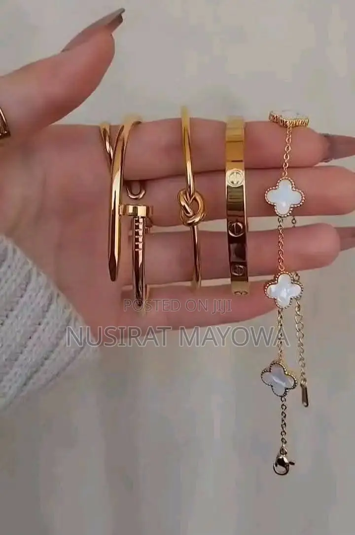 Hand Bangles