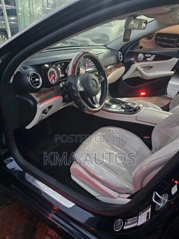 Mercedes-Benz E300 4Matic AWD Sedan (2.0L 4cyl 9A) 2017 Black