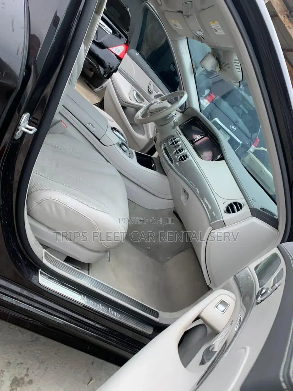 Mercedes Maybach Benz Available for Rent