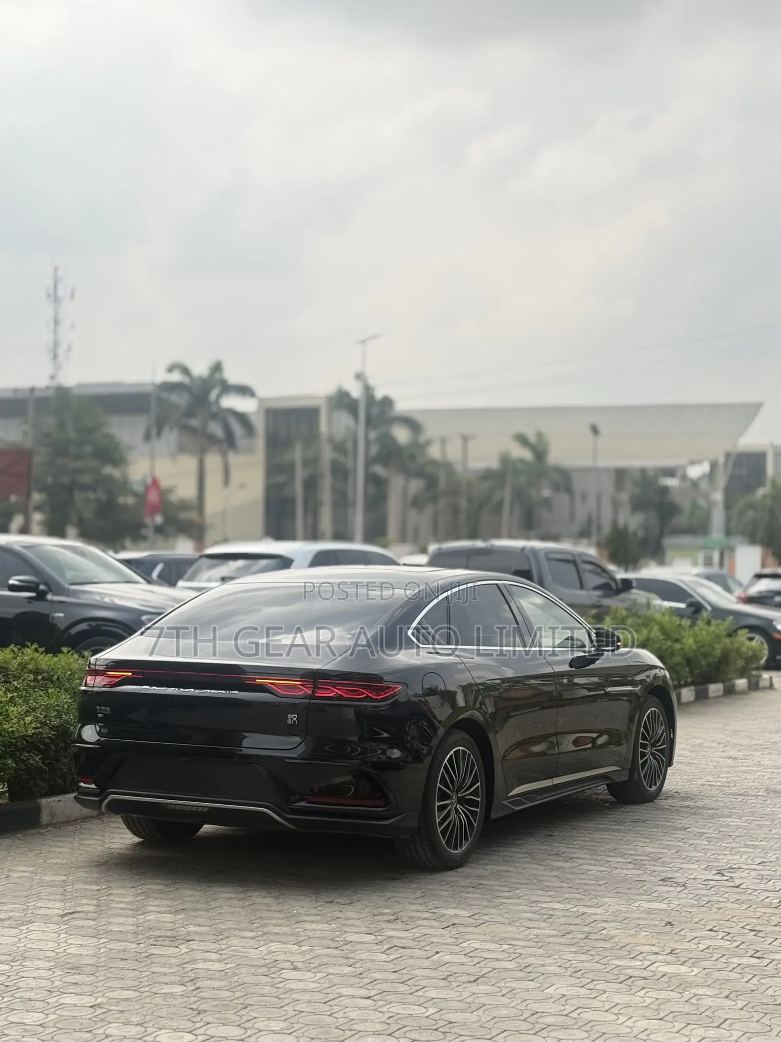 BYD Qin L DM-i 2024 Black