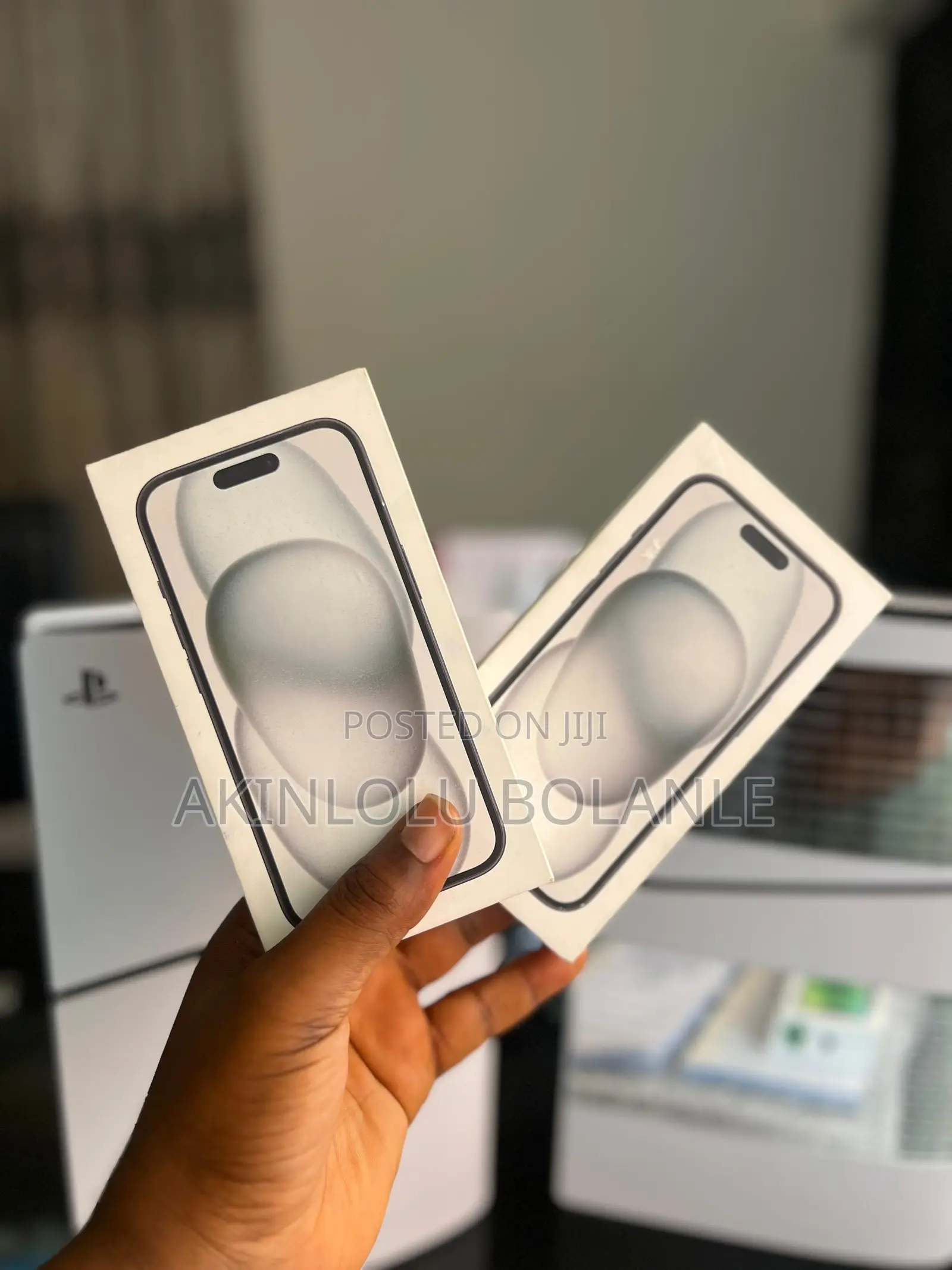New Apple iPhone 15 128 GB Black