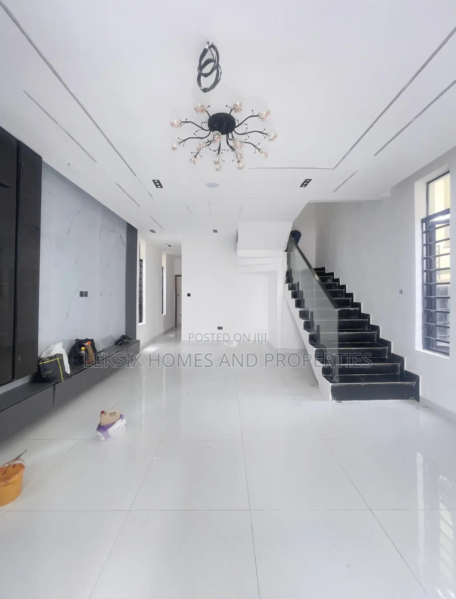 5bdrm Duplex in A Well Secured, Ado / Ajah for sale
