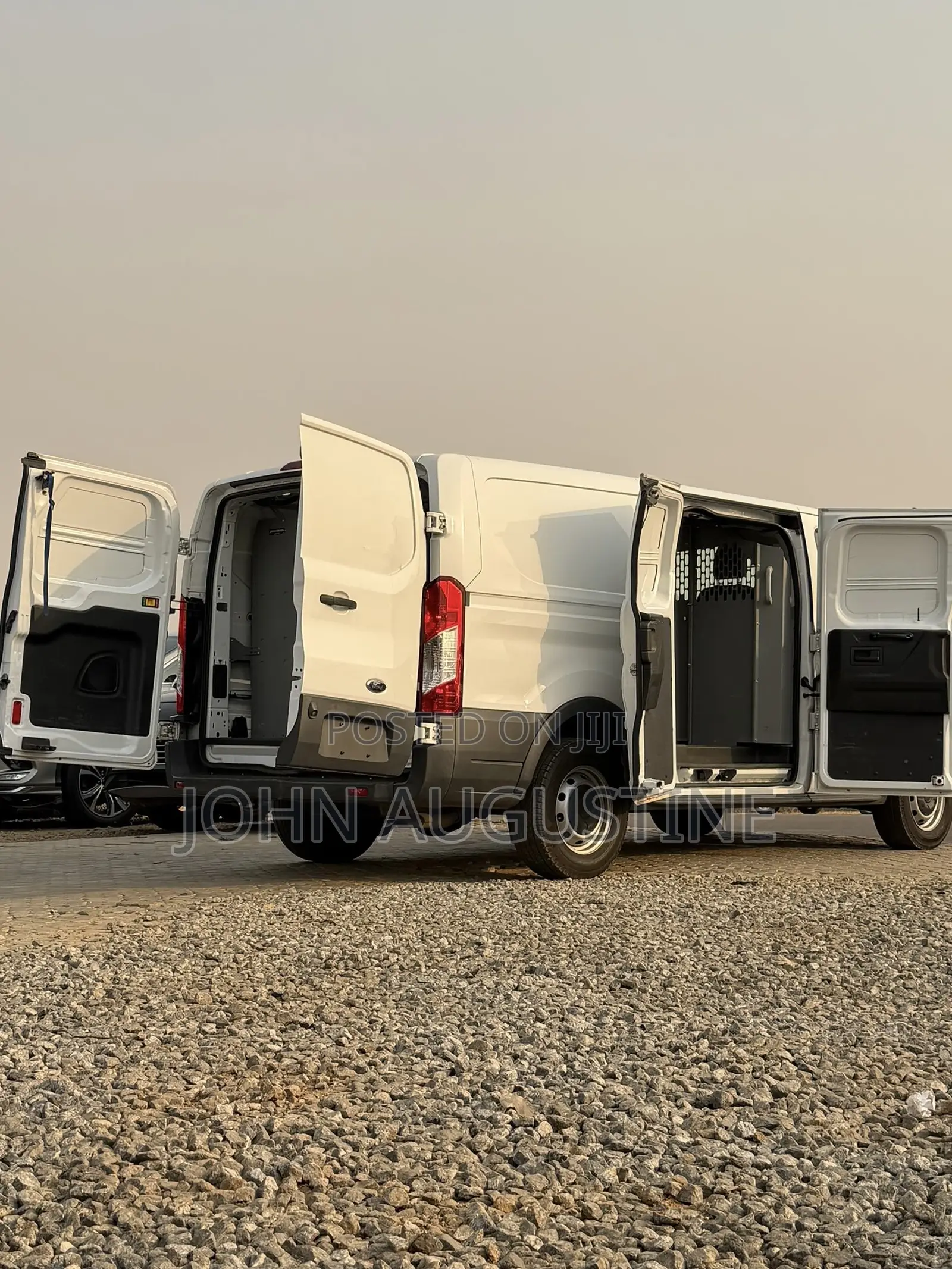 Ford Transit 2017 White