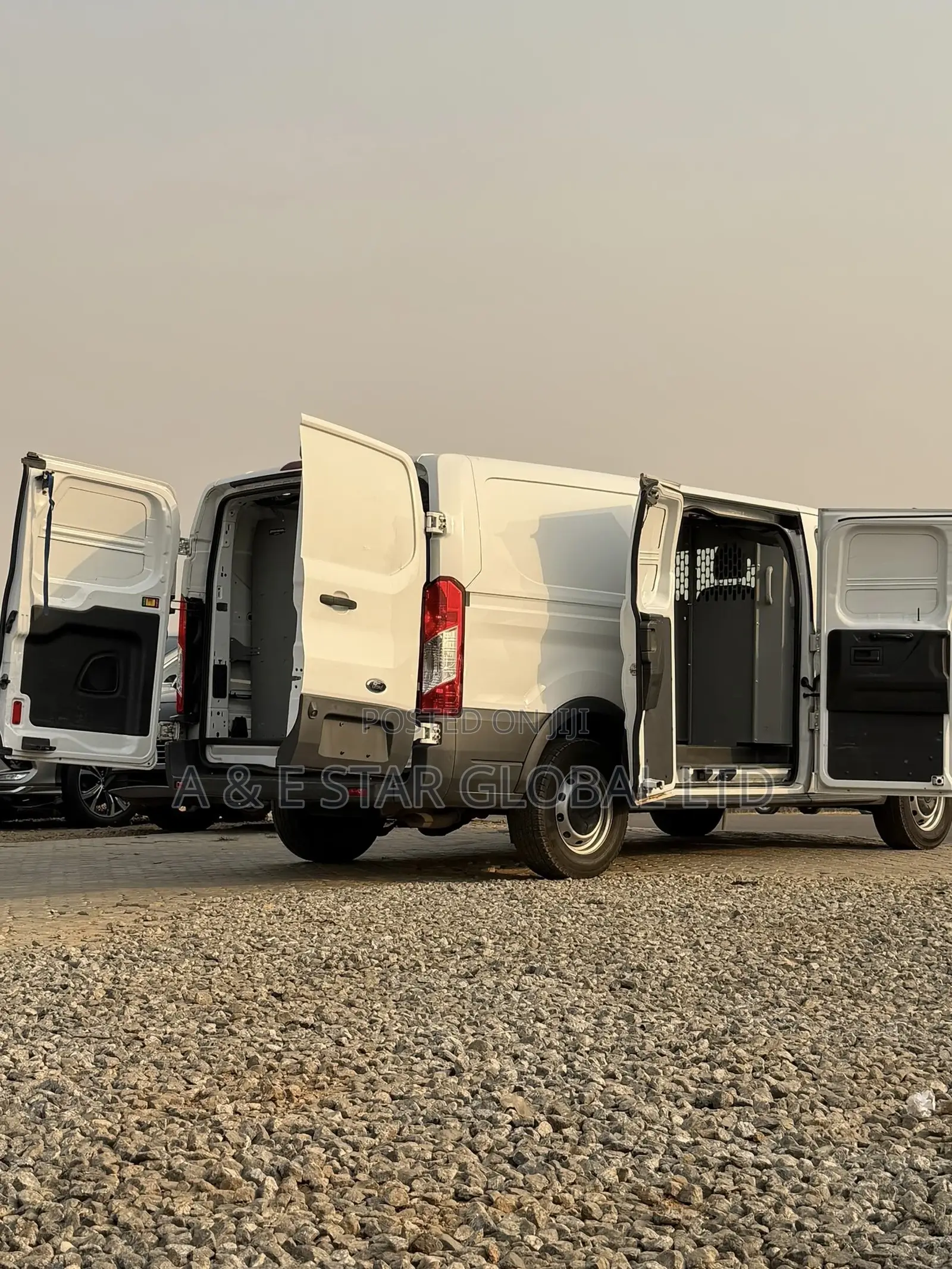 Ford Transit 2017 White