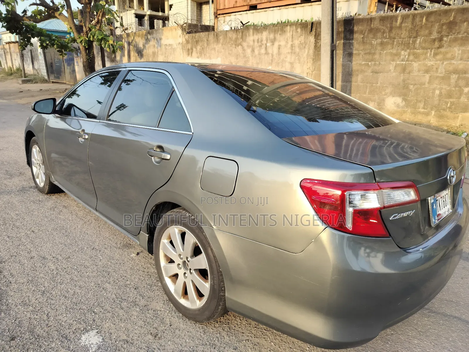 Toyota Camry LE 4dr Sedan (2.5L 4cyl 6A) 2014 Green