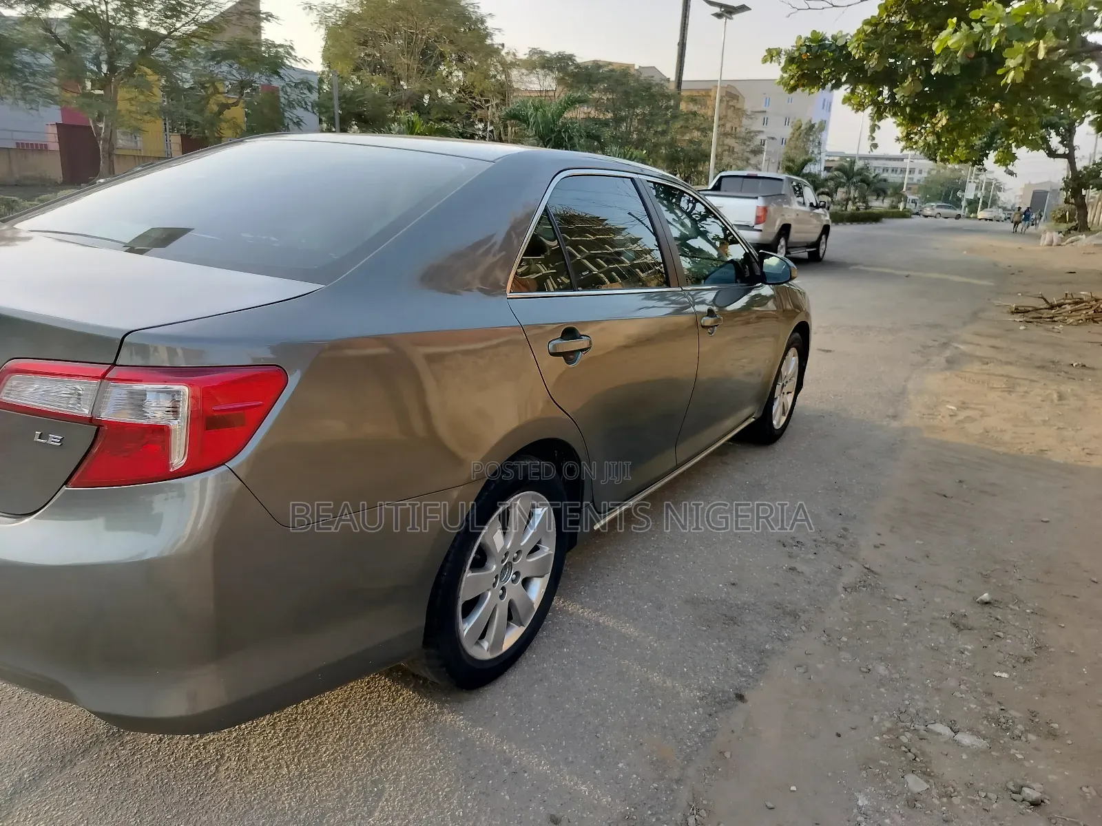 Toyota Camry LE 4dr Sedan (2.5L 4cyl 6A) 2014 Green