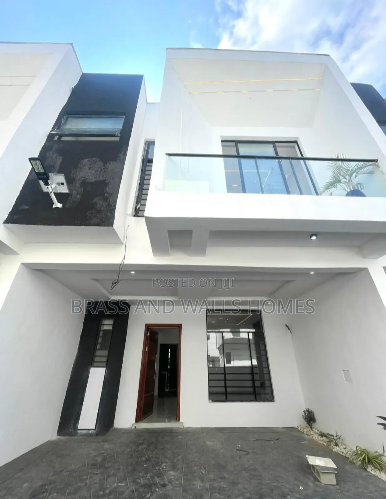 Furnished 4bdrm Duplex in Ikota for sale