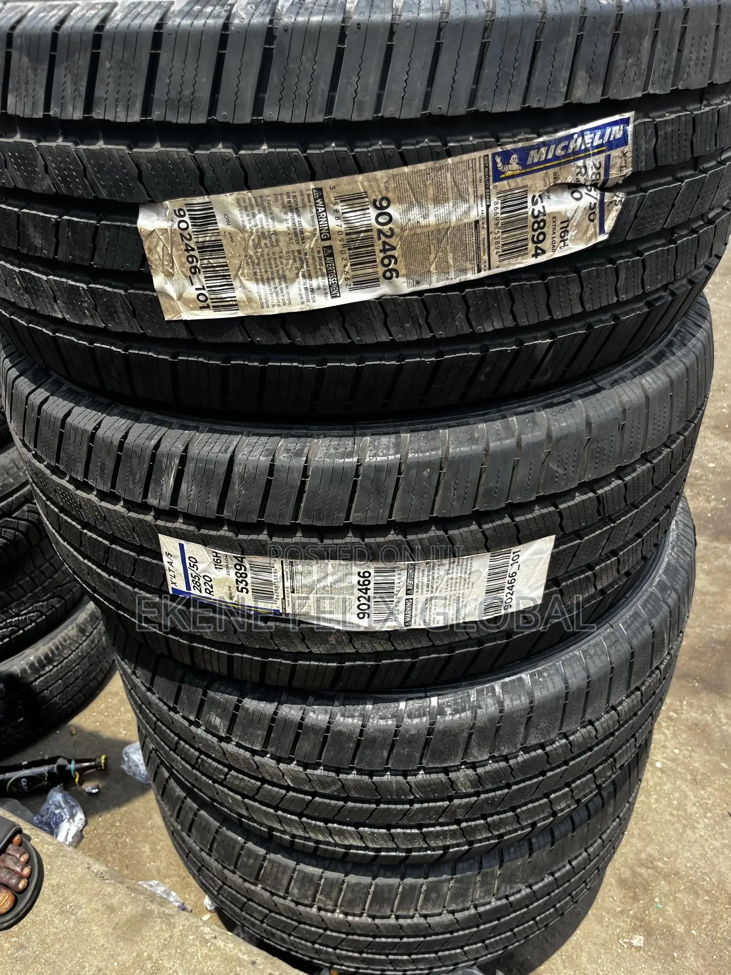 285/50/20 Michelin