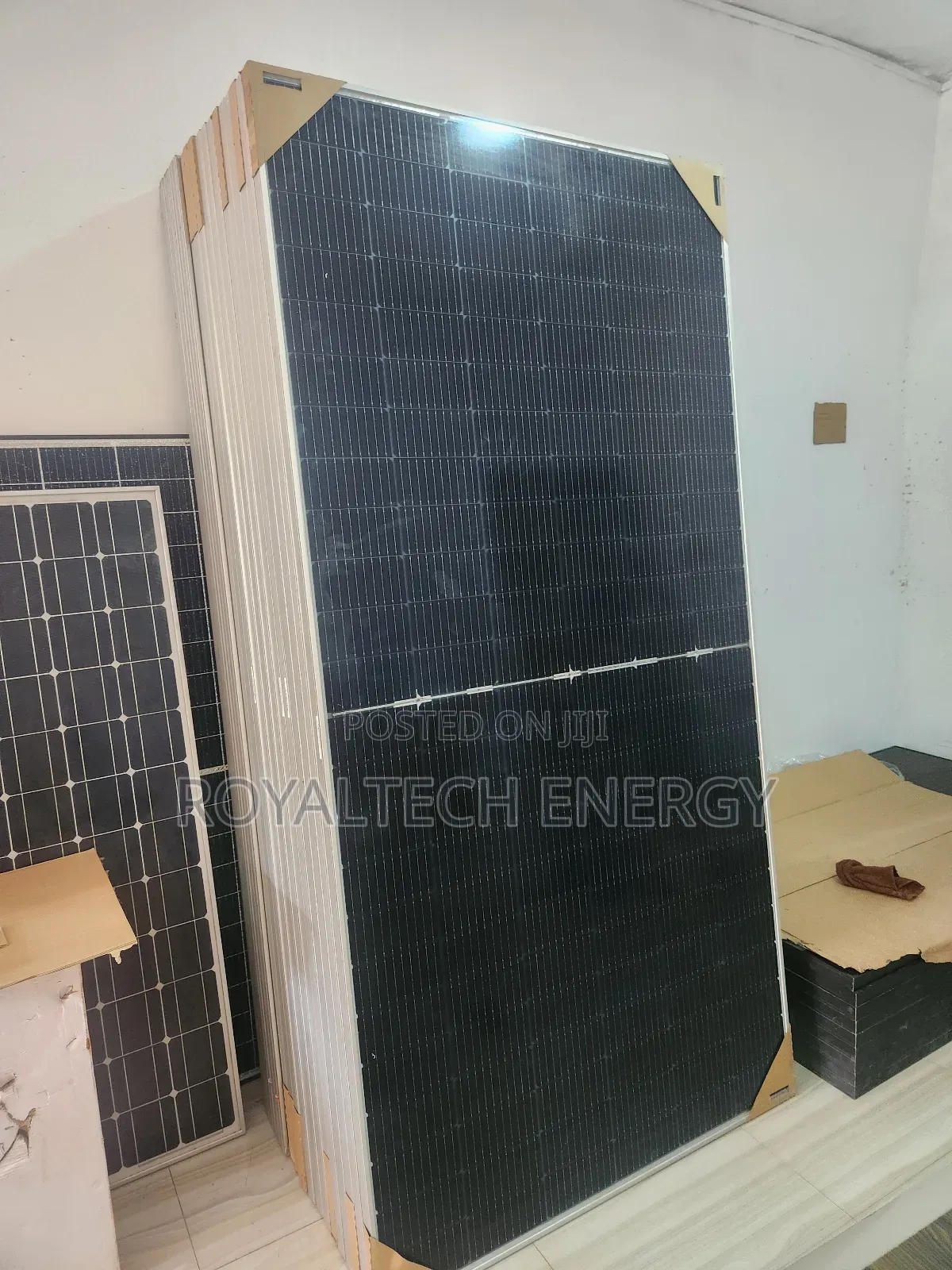 Jinko 650w Bificial Panels