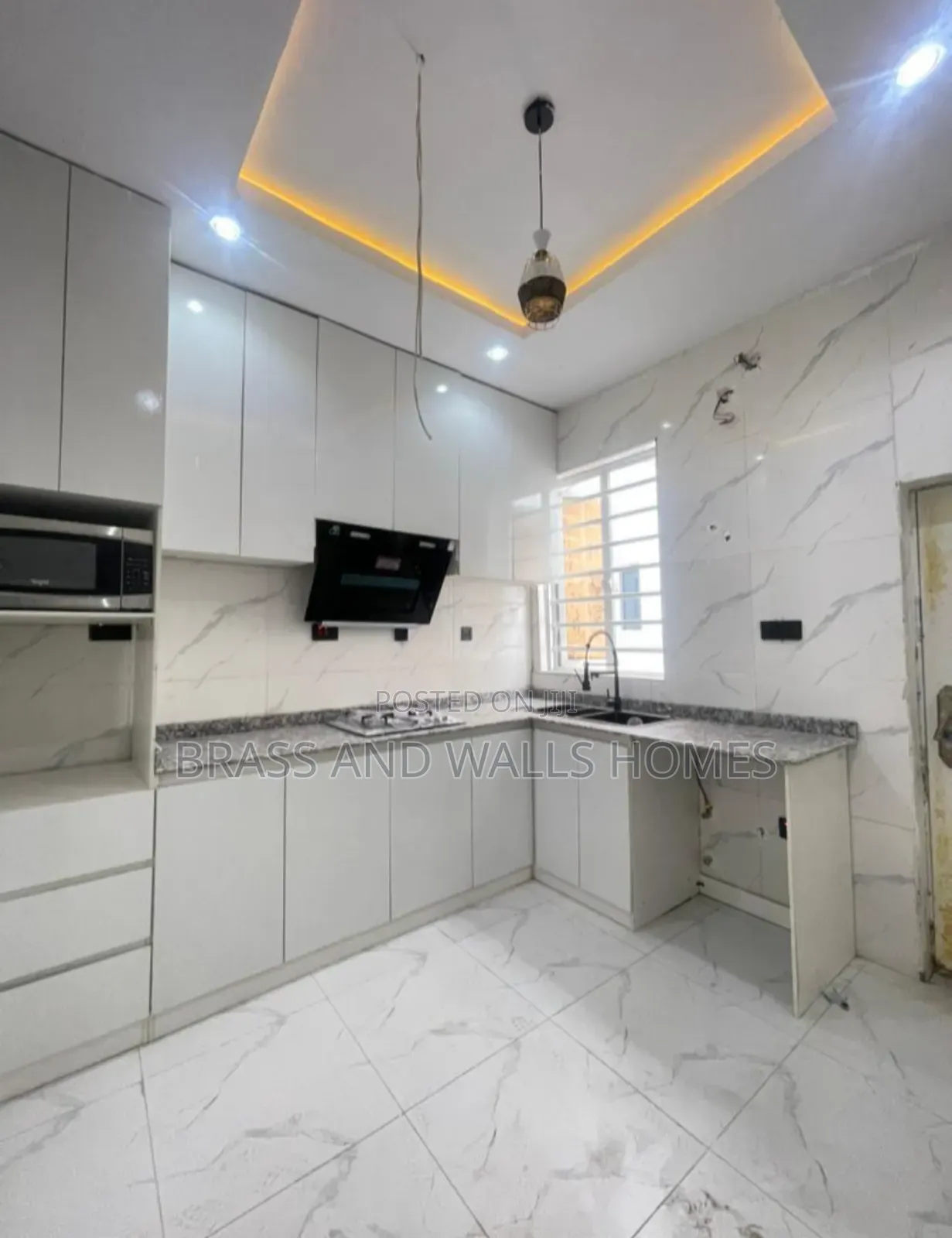 Furnished 4bdrm Duplex in Ikota for sale