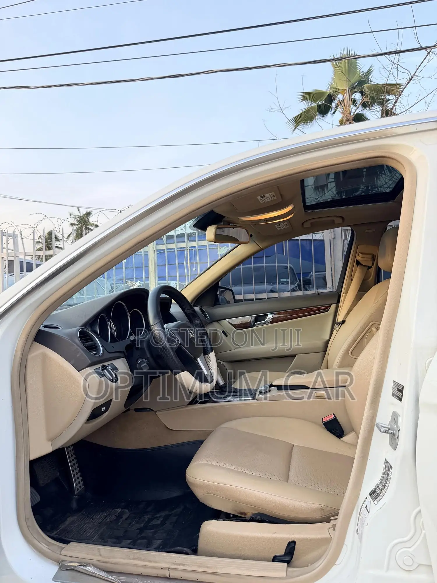 Mercedes-Benz C300 2008 White