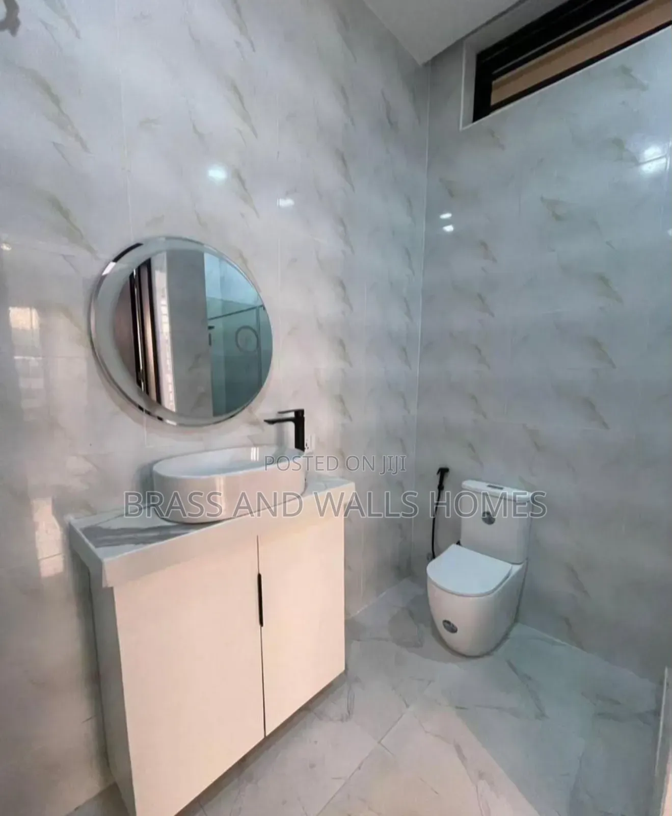 Furnished 4bdrm Duplex in Chevron for sale