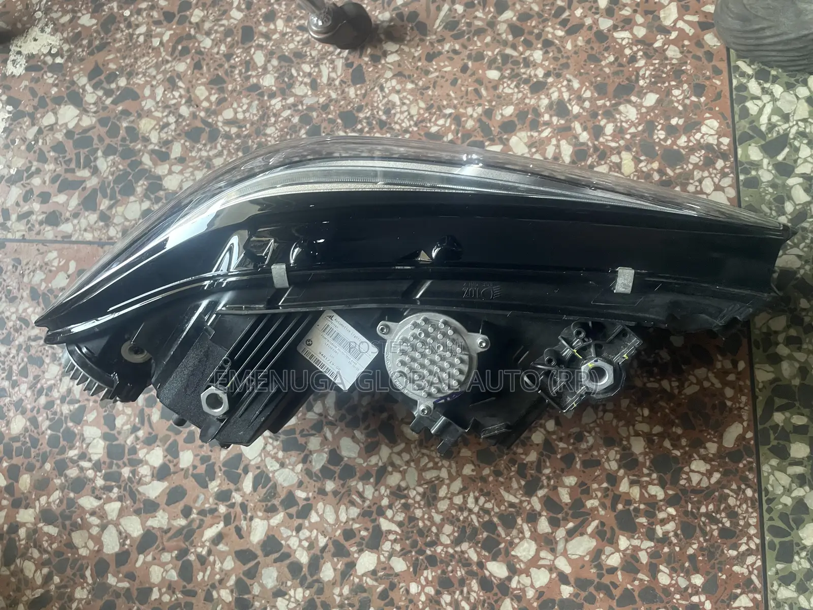 Headlight for G20 2019