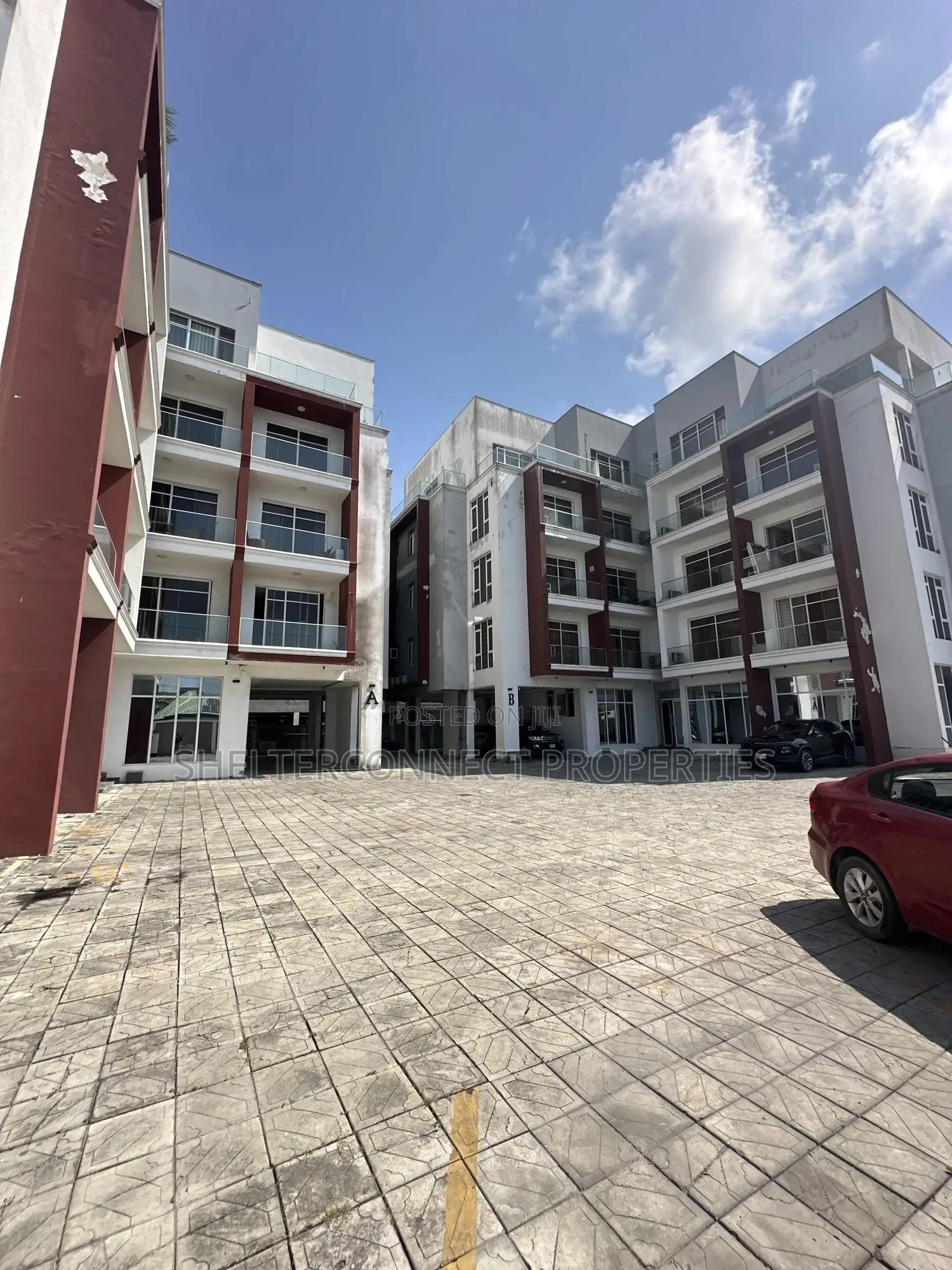 3bdrm Apartment in Victoria Island for rent