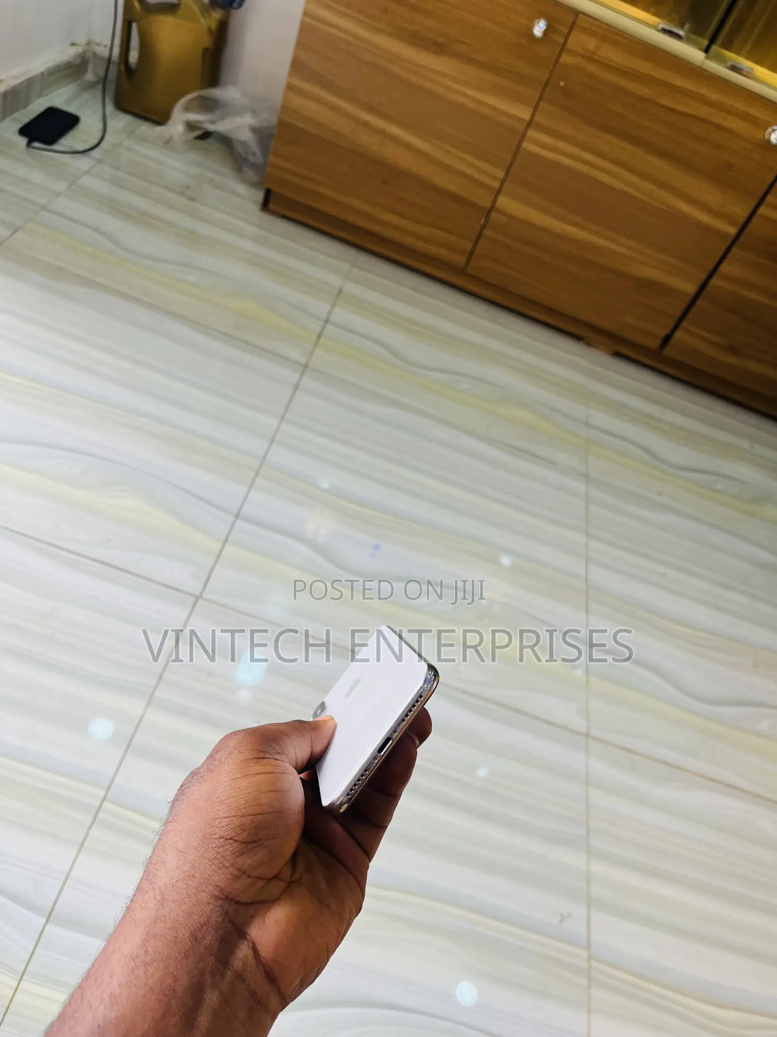 Apple iPhone X 64 GB Silver