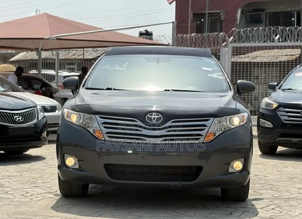 Toyota Venza 2011 Gray