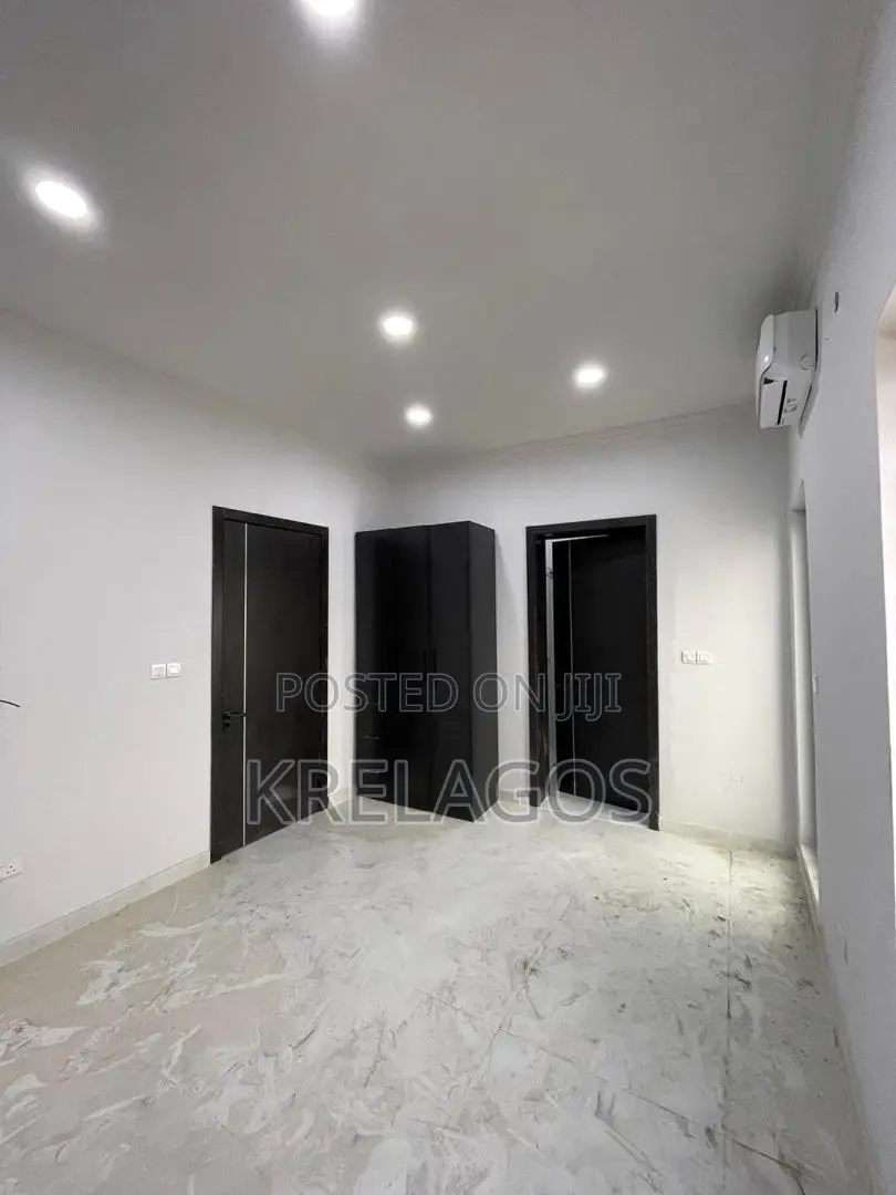 2bdrm Apartment in Ikate for sale