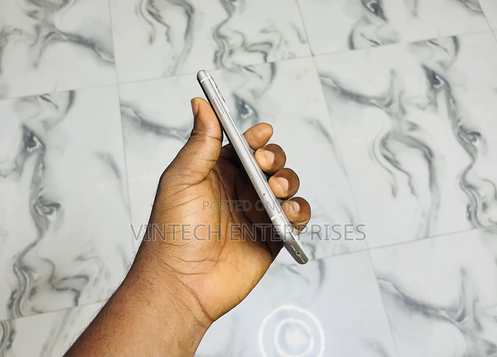 Apple iPhone 11 128 GB White
