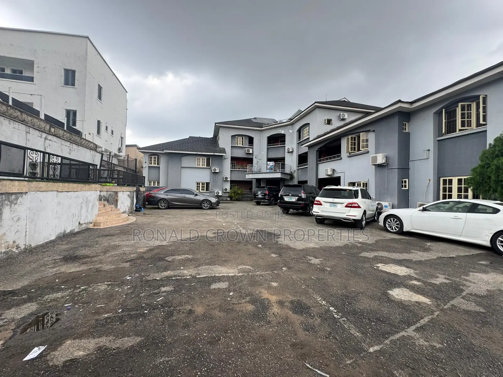 3bdrm Block of Flats in Maryland for sale