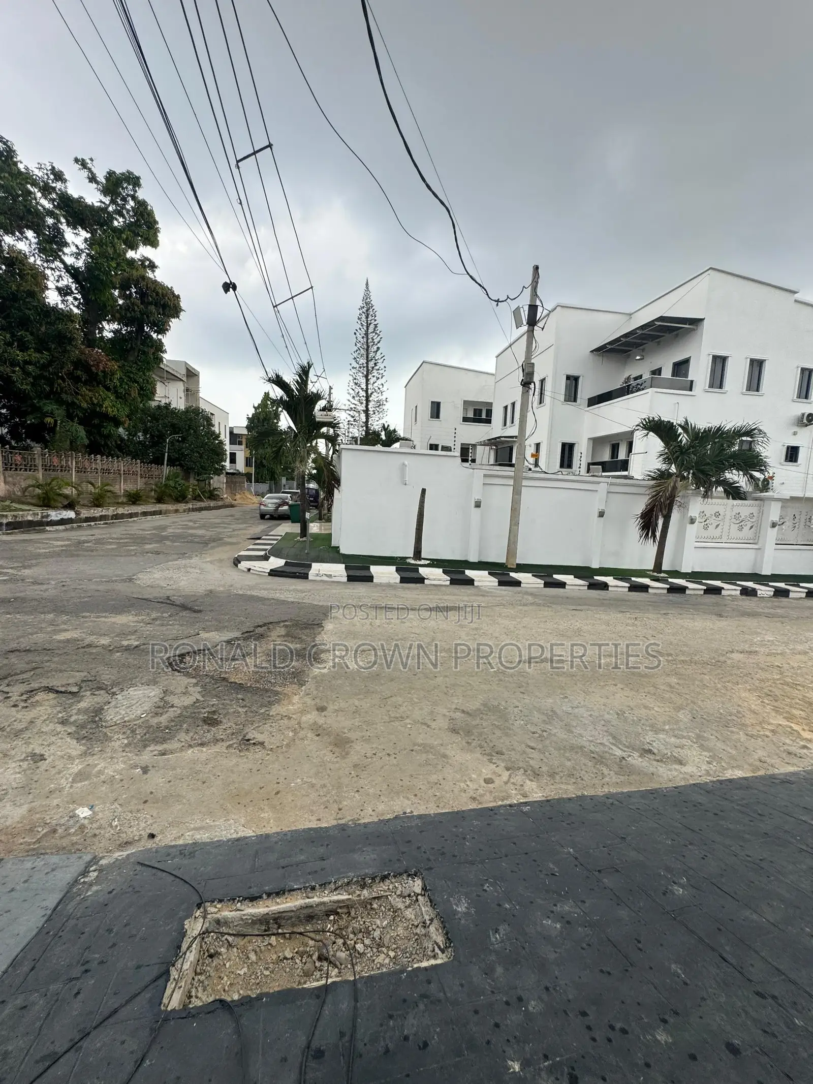3bdrm Block of Flats in Maryland for sale